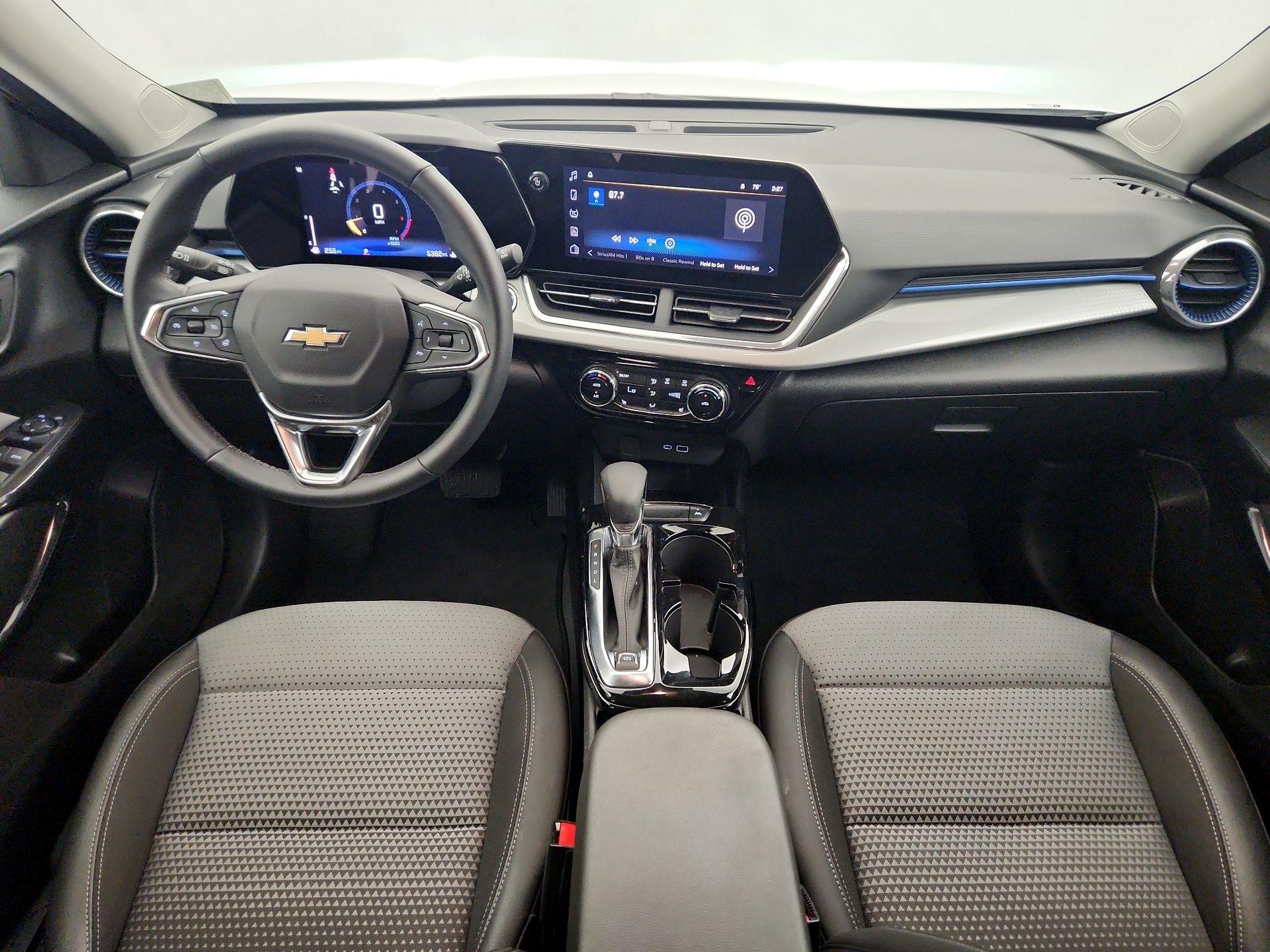 Thumbnail: 2024 Chevrolet Trax - 9