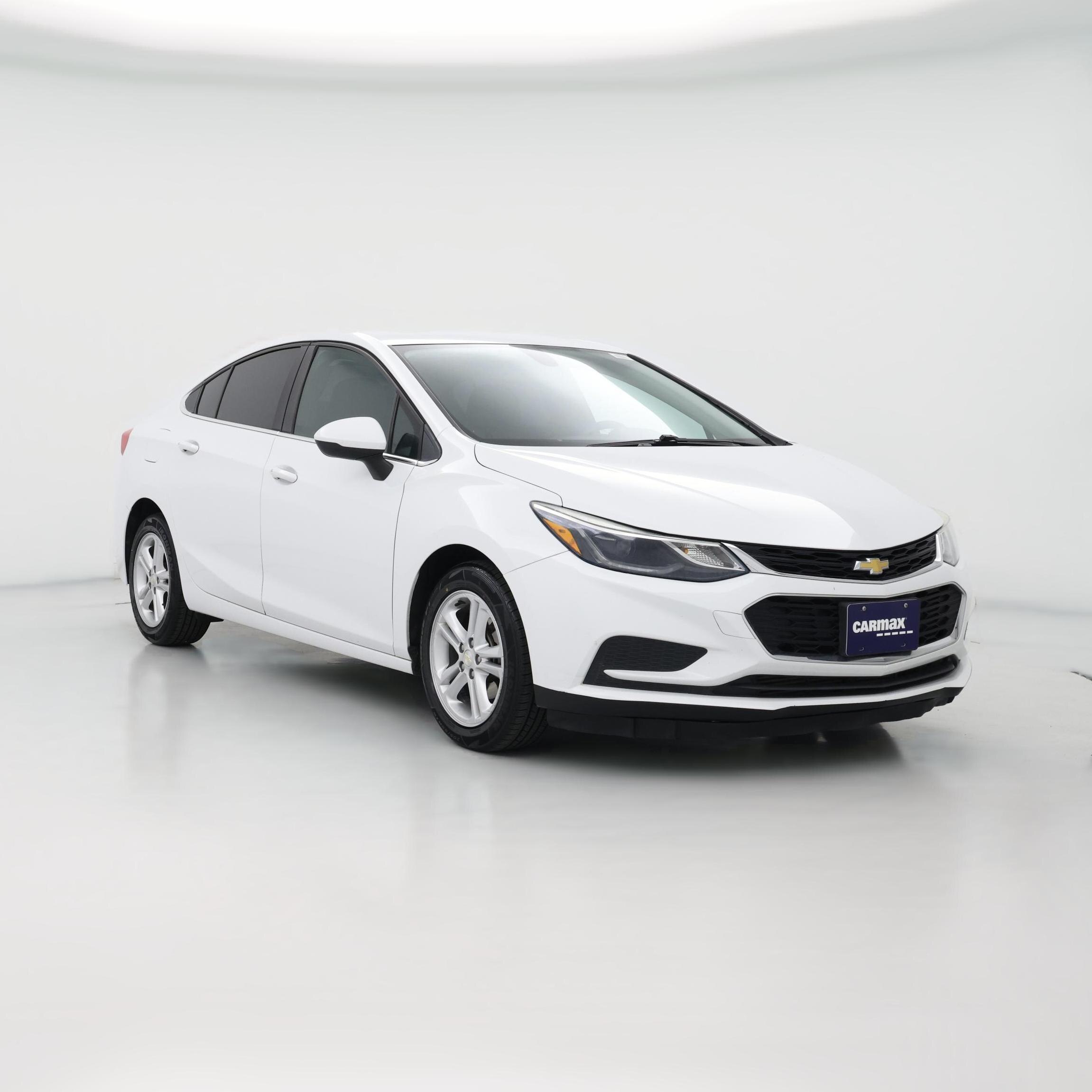 Thumbnail: 2017 Chevrolet Cruze - 1