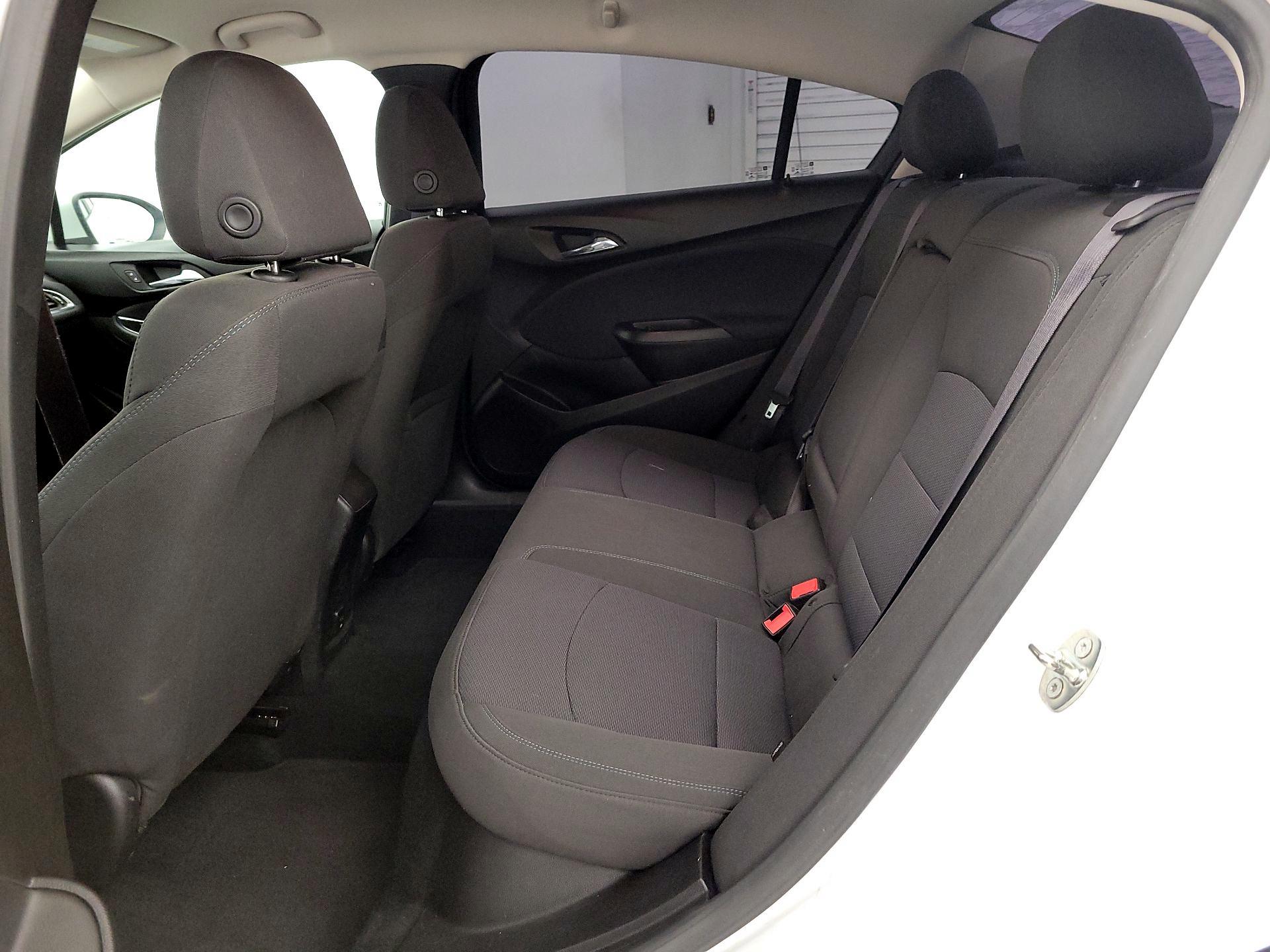 Thumbnail: 2017 Chevrolet Cruze - 19