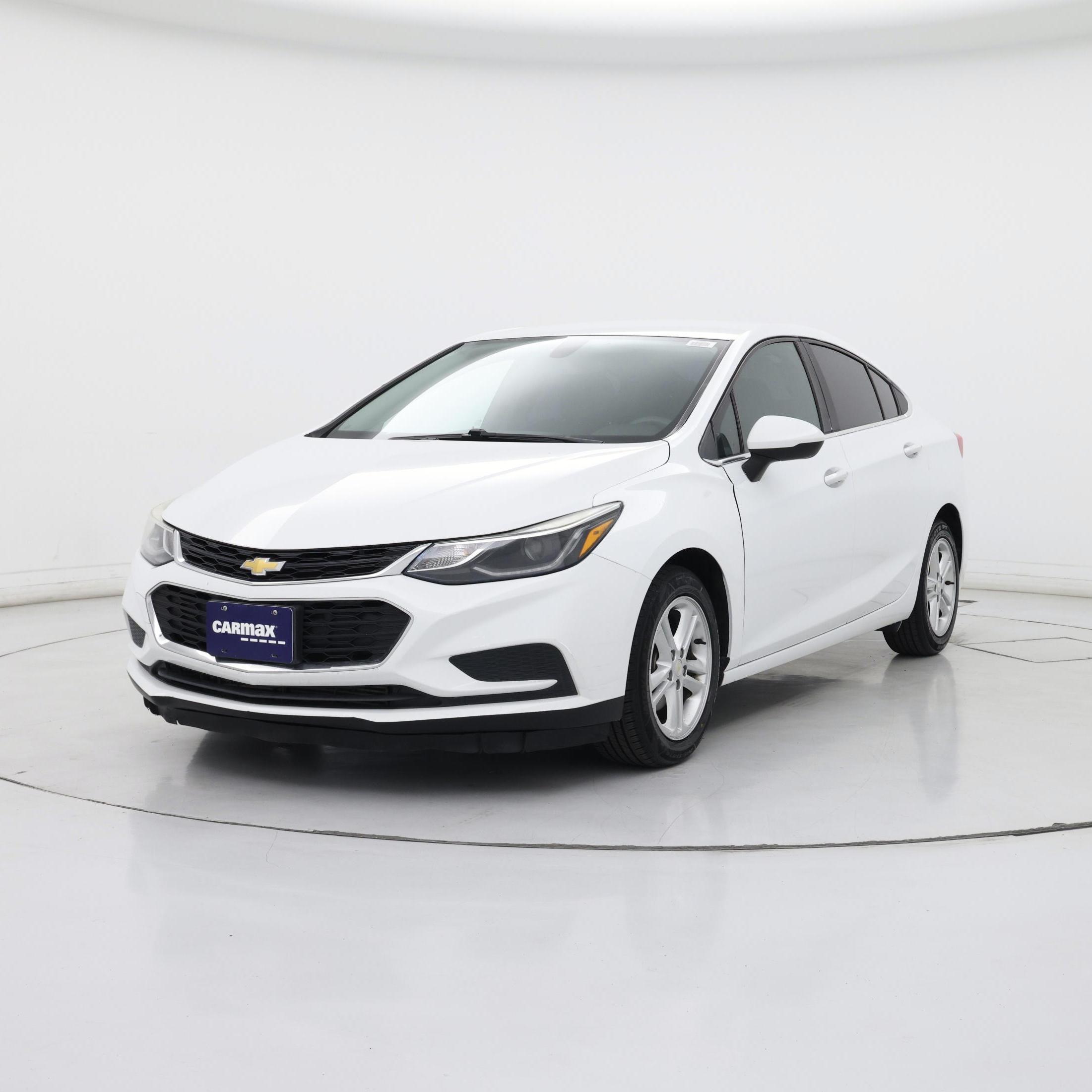 Thumbnail: 2017 Chevrolet Cruze - 4