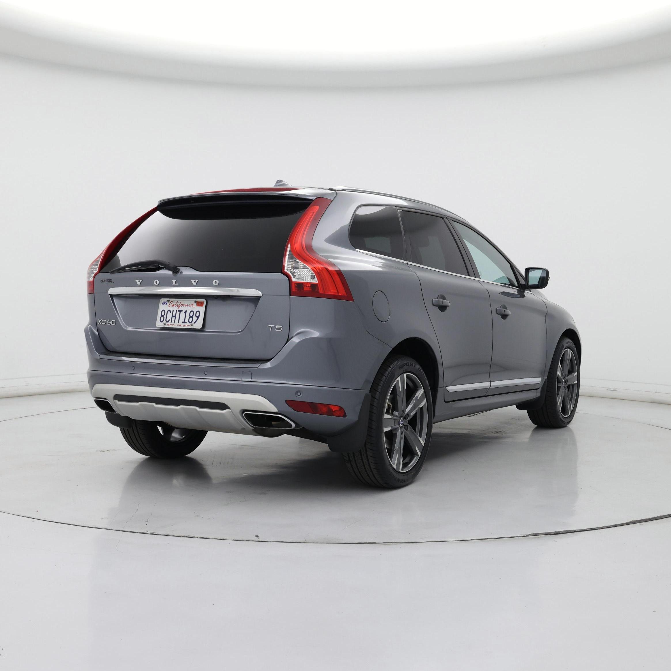 Thumbnail: 2017 Volvo XC60 - 8