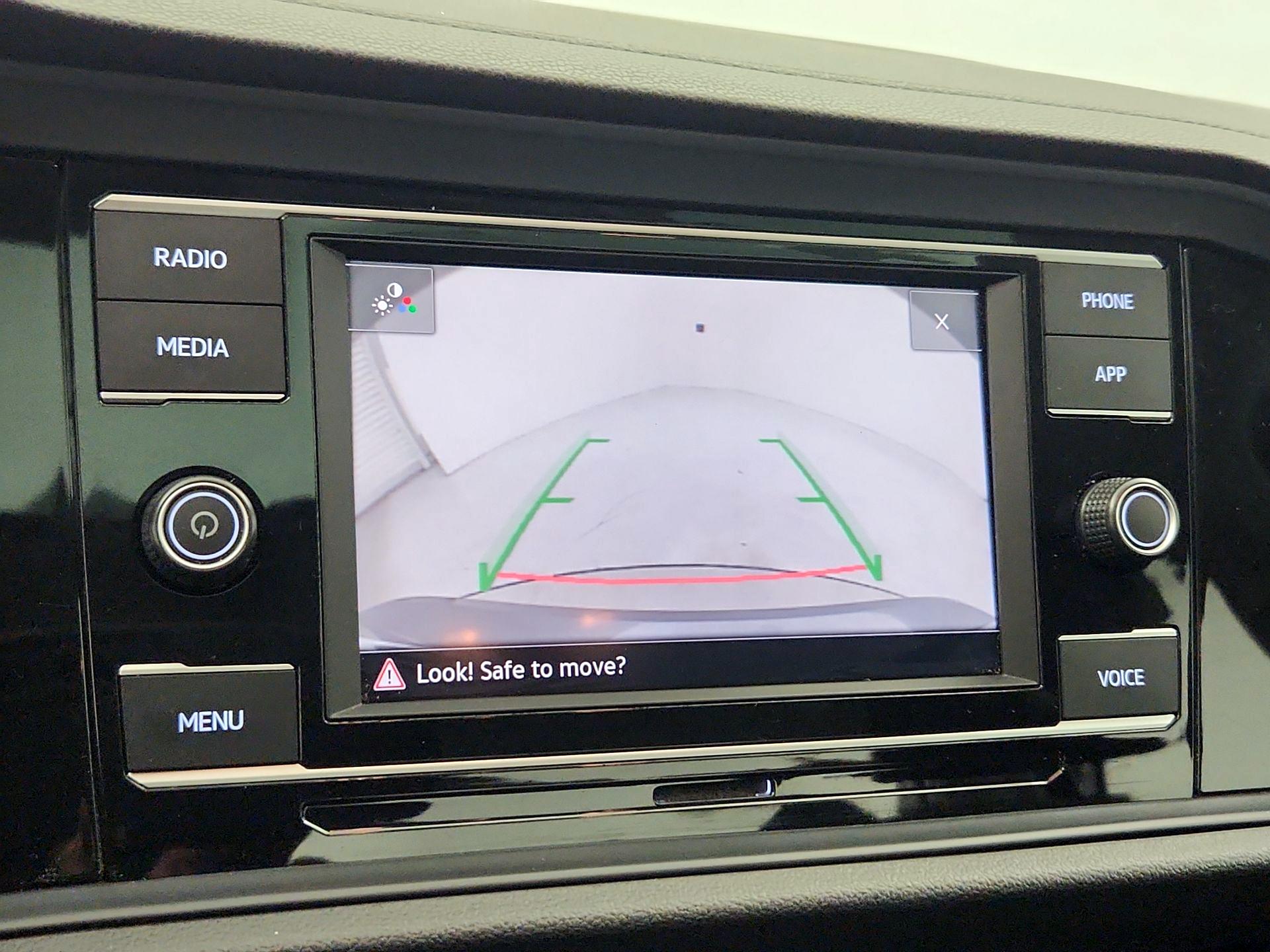 Thumbnail: 2021 Volkswagen Jetta - 14