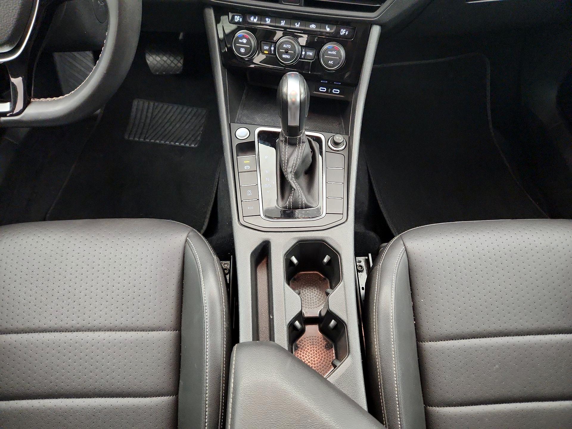 Thumbnail: 2021 Volkswagen Jetta - 17