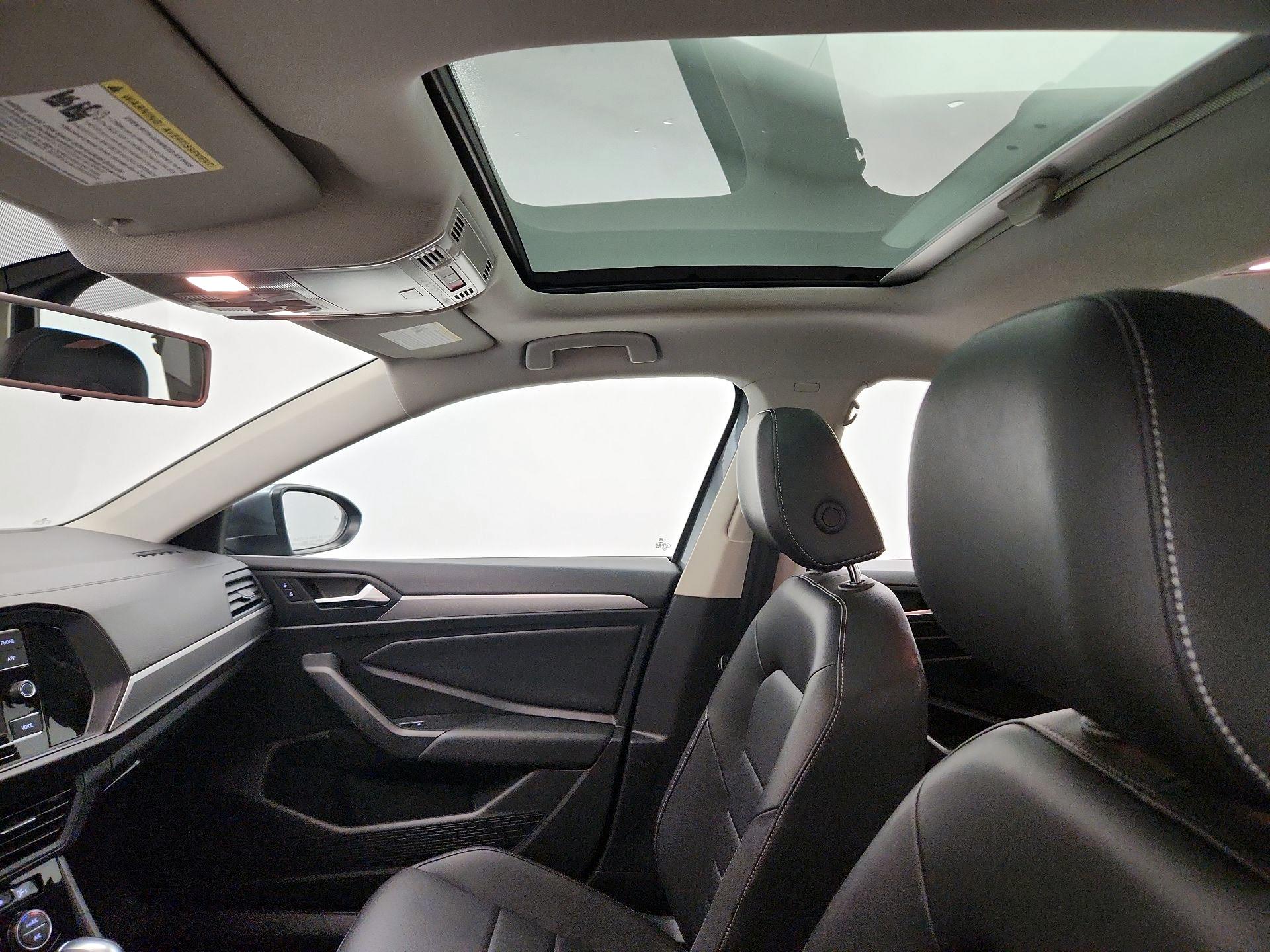 Thumbnail: 2021 Volkswagen Jetta - 19