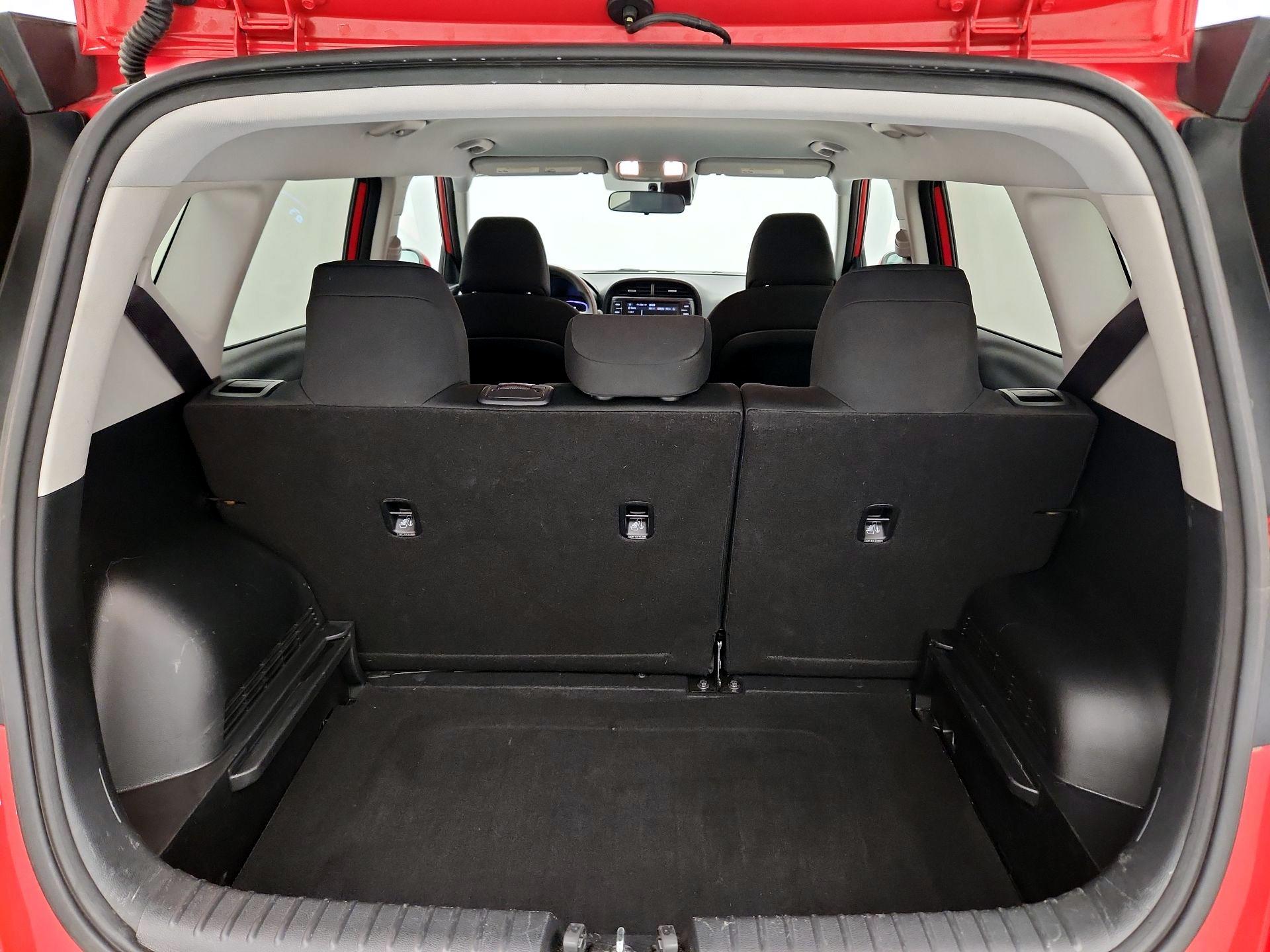 Thumbnail: 2023 Kia Soul - 20