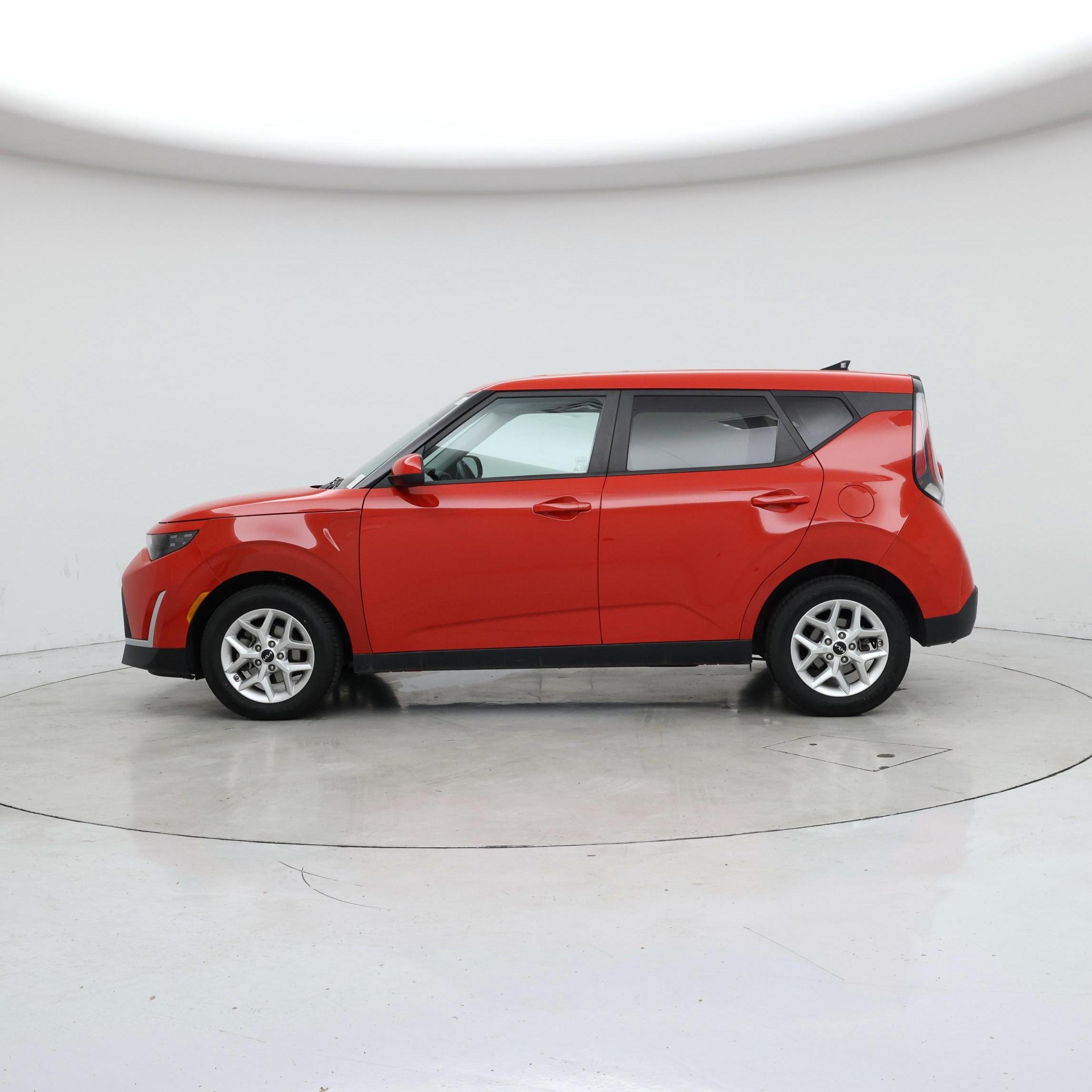 Thumbnail: 2023 Kia Soul - 3