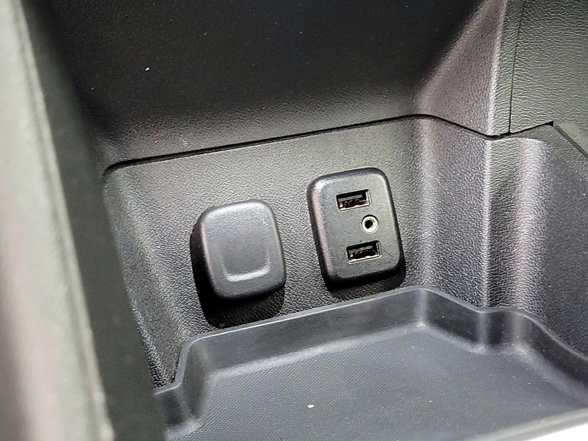 Thumbnail: 2017 Chevrolet Volt - 18