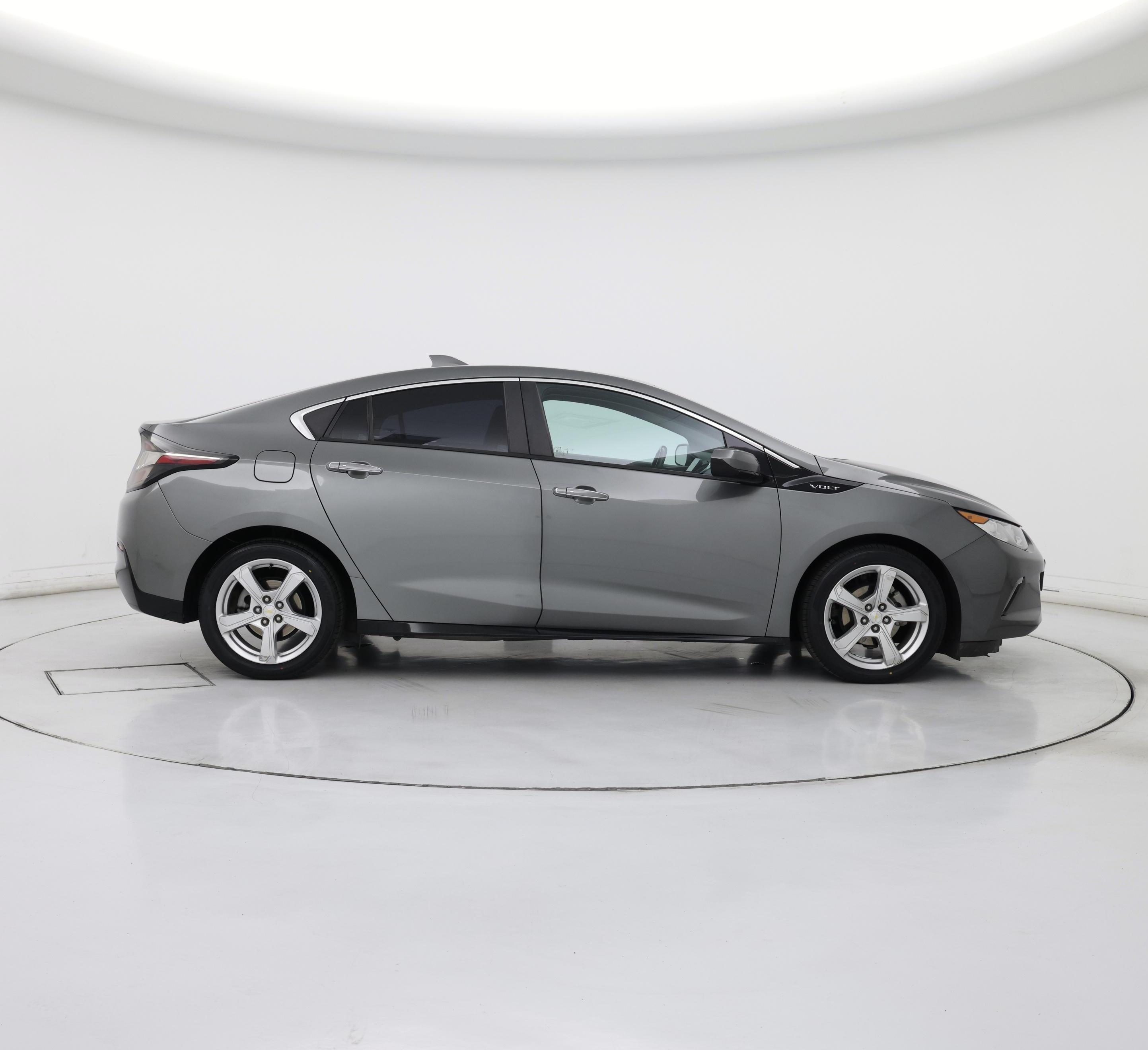 Thumbnail: 2017 Chevrolet Volt - 7