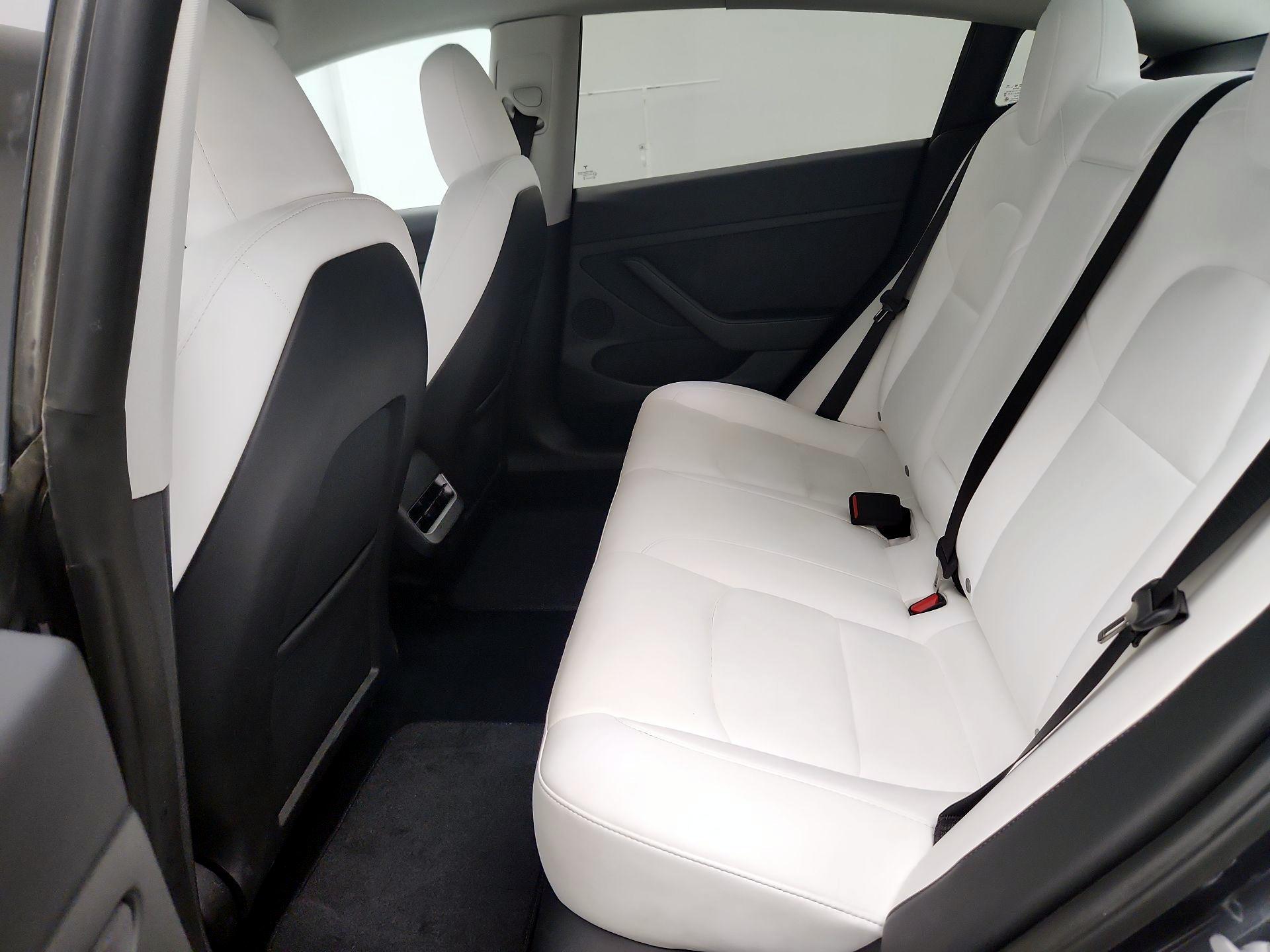Thumbnail: 2023 Tesla Model 3 - 20