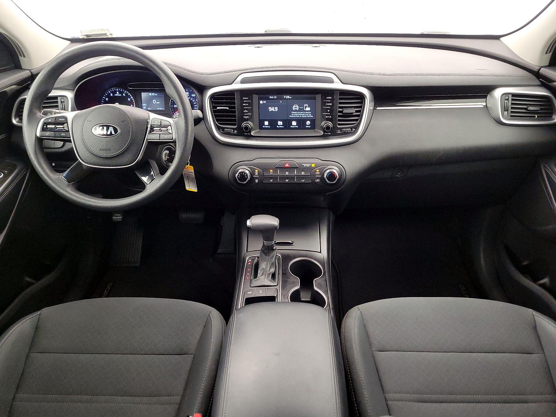 Thumbnail: 2020 Kia Sorento - 9