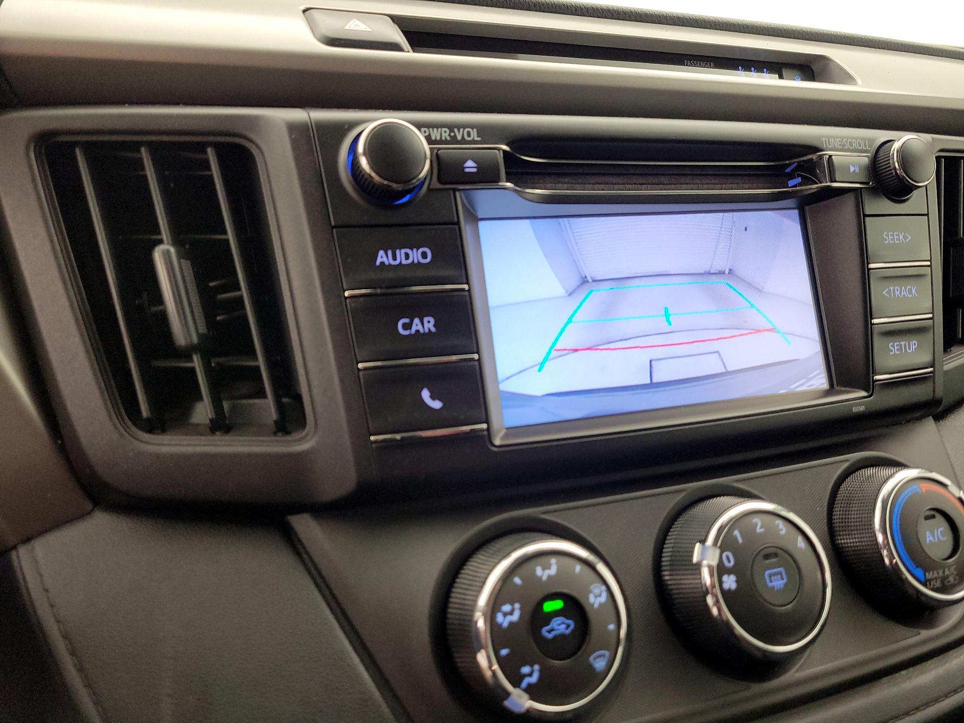 Thumbnail: 2017 Toyota RAV4 - 14