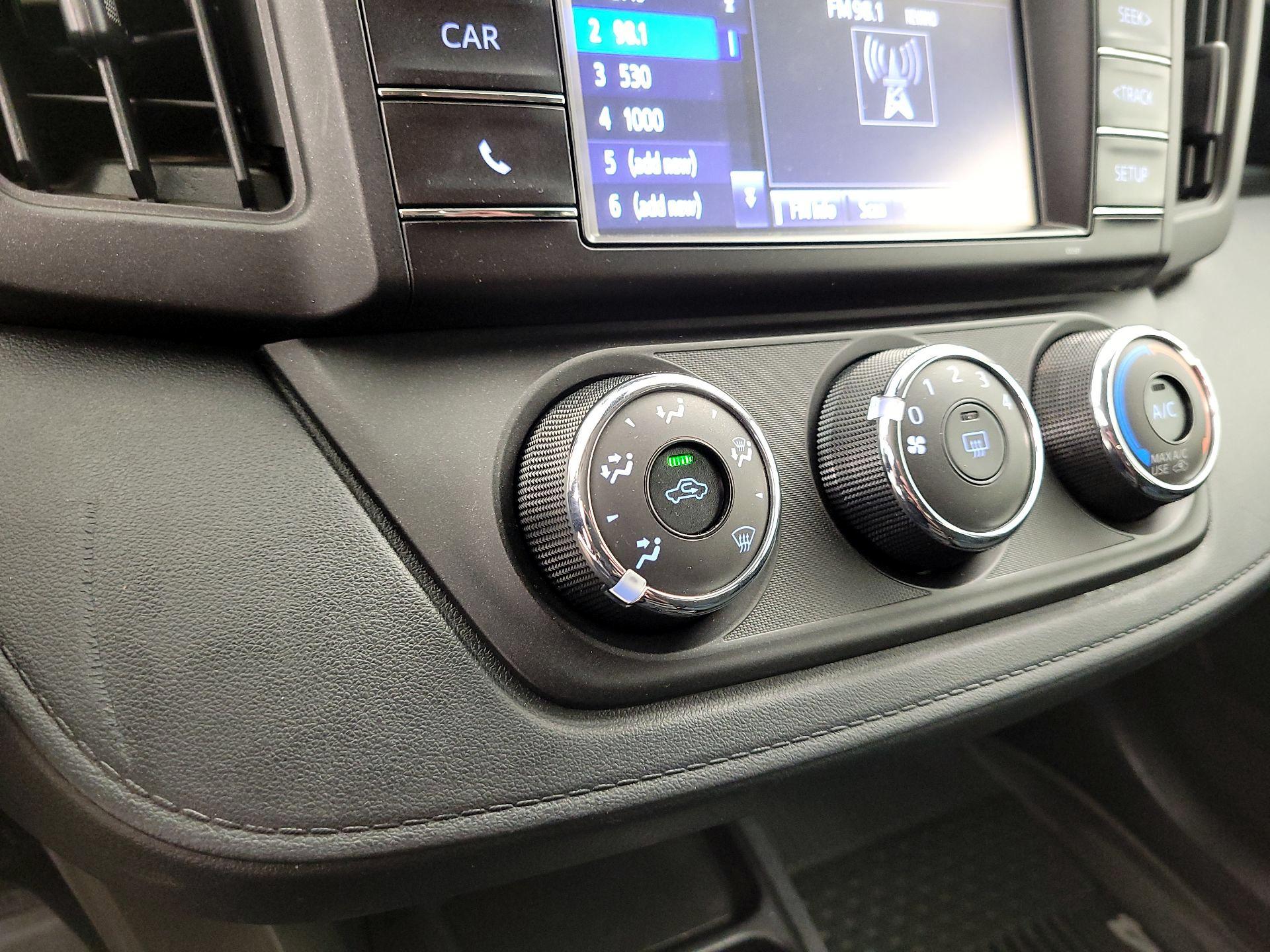 Thumbnail: 2017 Toyota RAV4 - 16