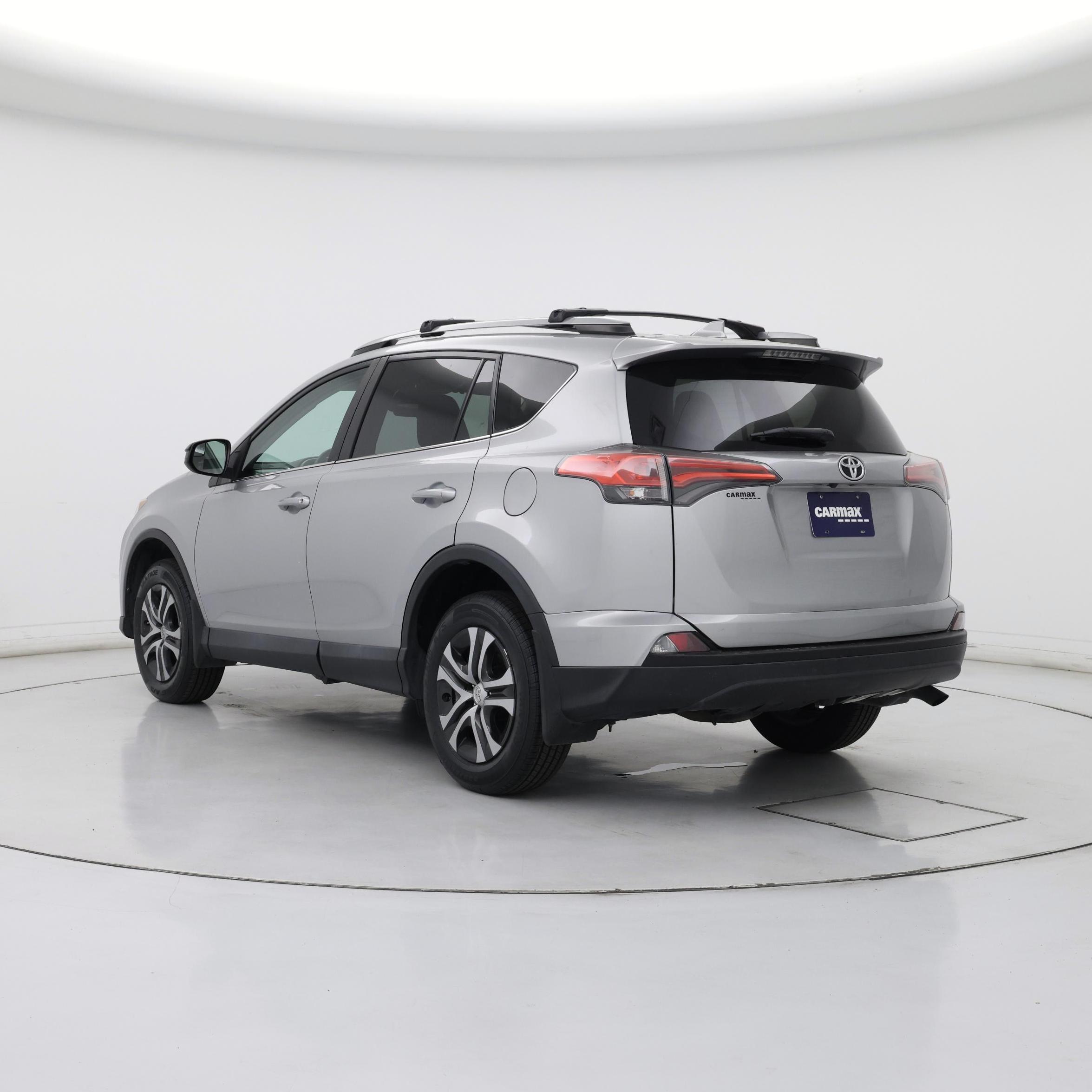 Thumbnail: 2017 Toyota RAV4 - 2