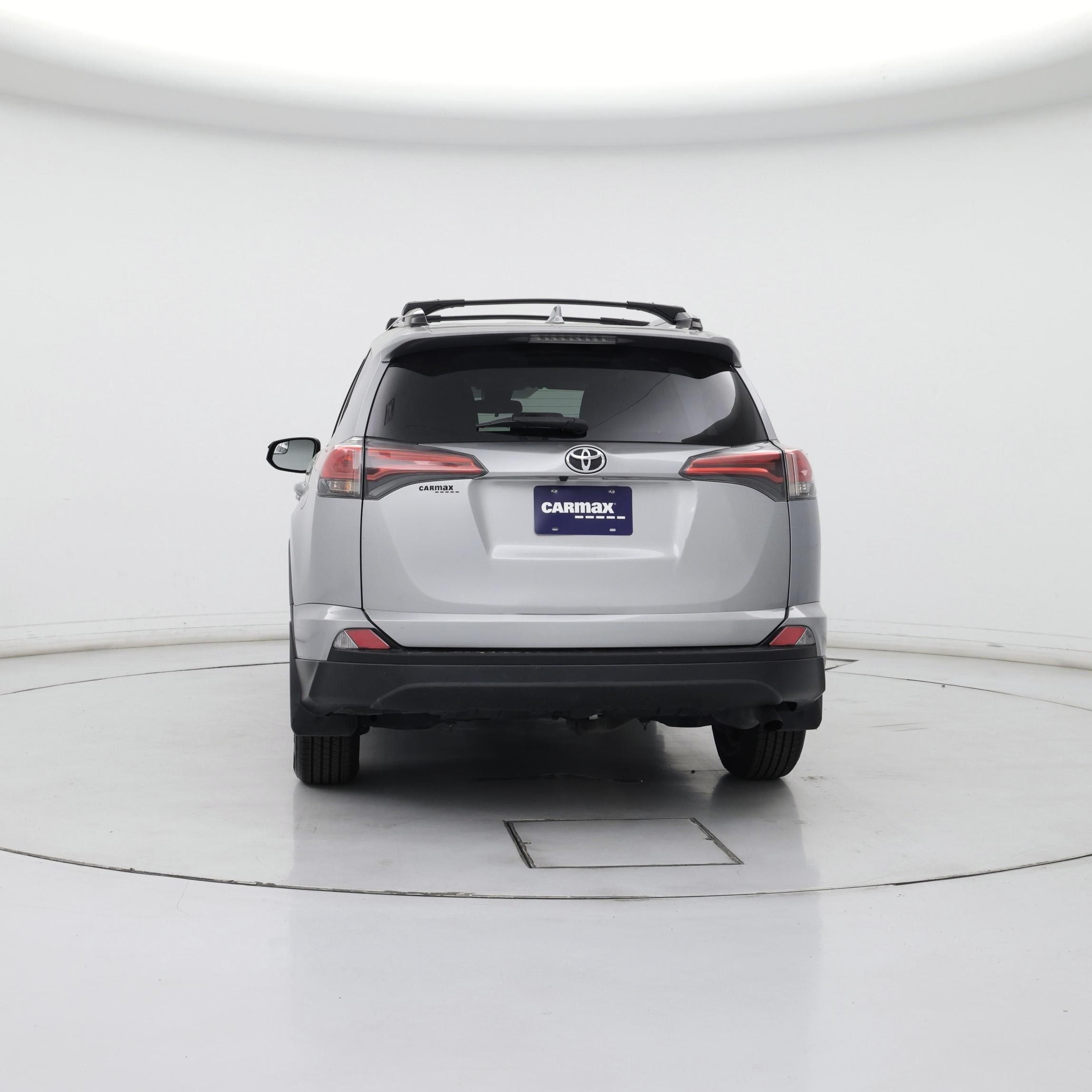 Thumbnail: 2017 Toyota RAV4 - 6