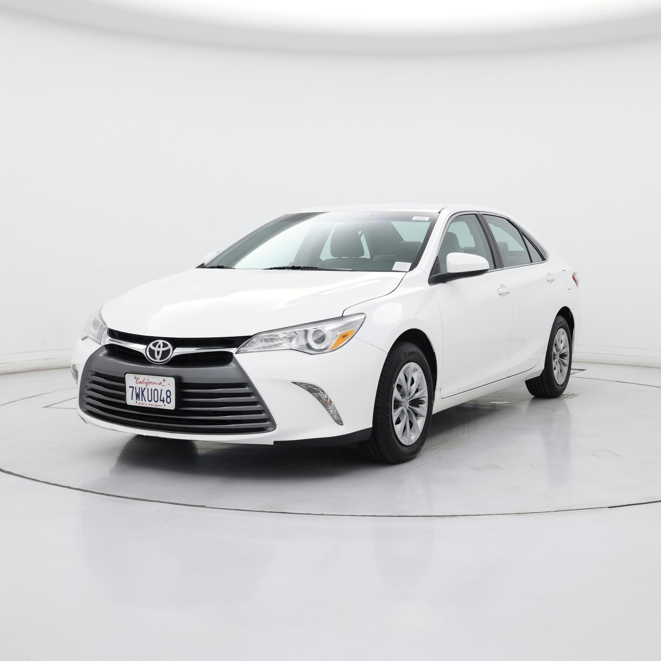 Thumbnail: 2017 Toyota Camry - 4