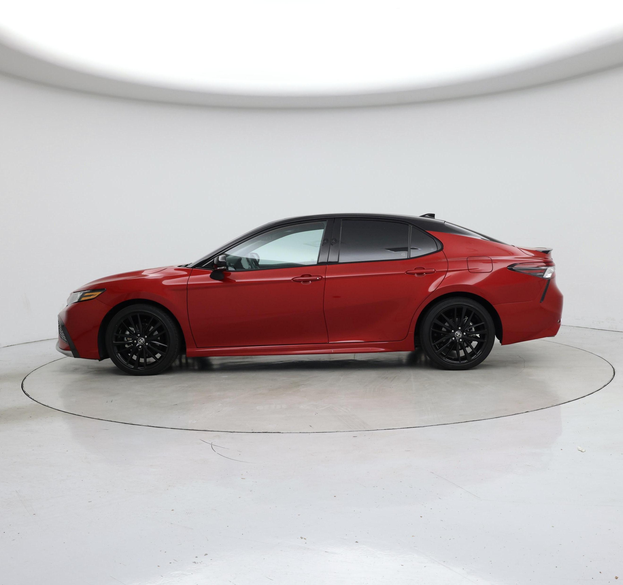 Thumbnail: 2022 Toyota Camry - 3