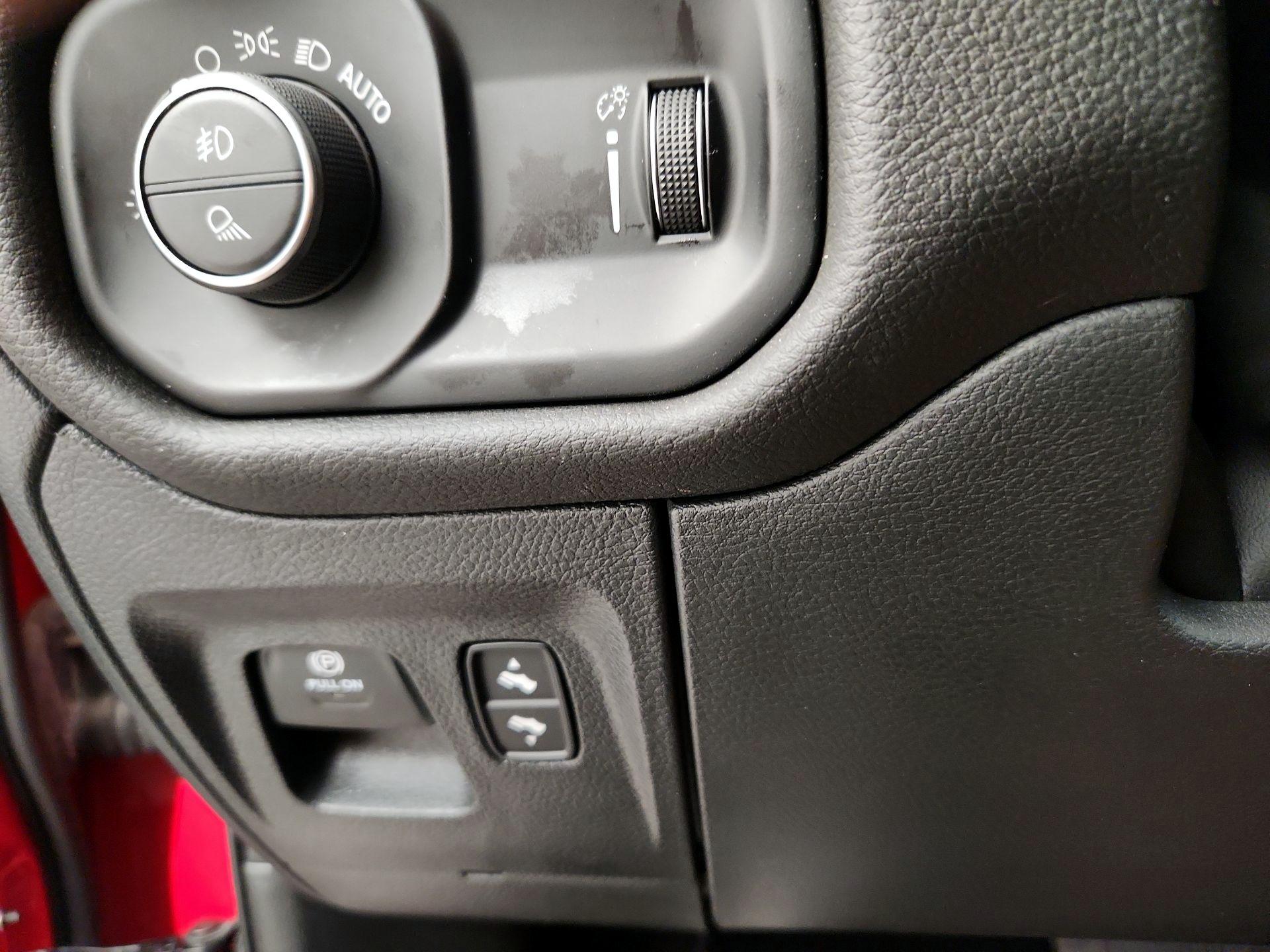 Thumbnail: 2024 RAM 1500 - 13