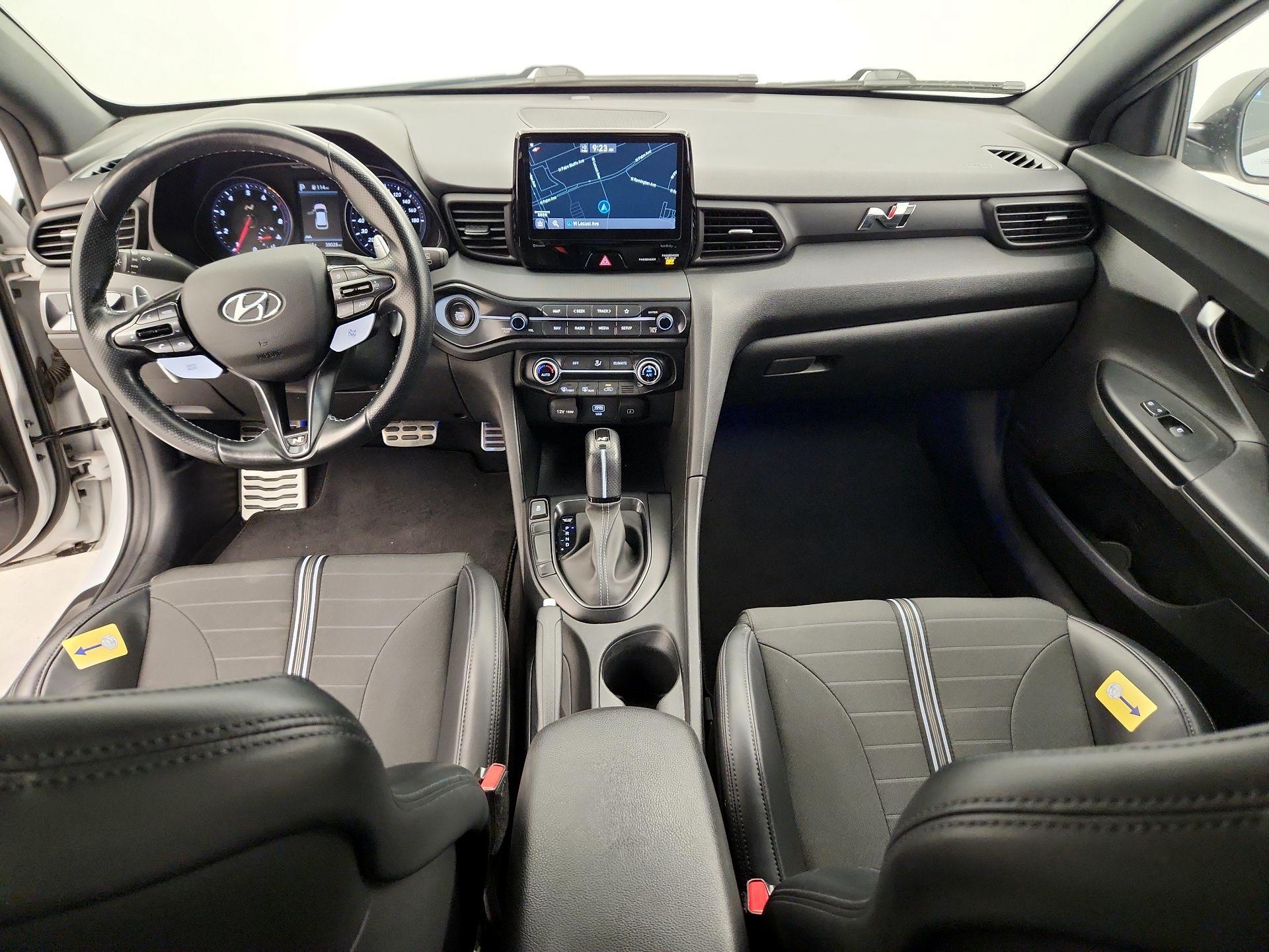 Thumbnail: 2021 Hyundai Veloster - 9