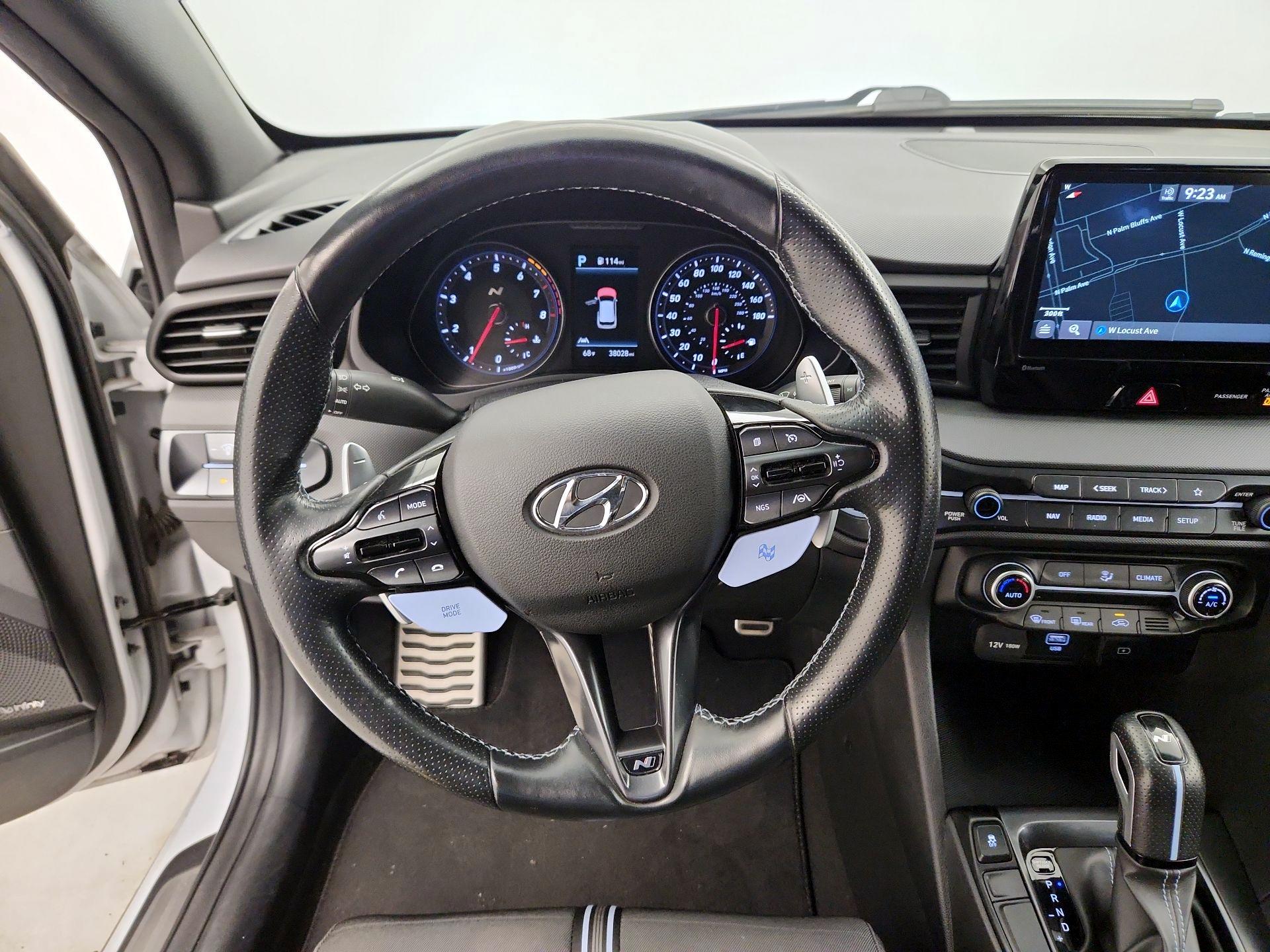 Thumbnail: 2021 Hyundai Veloster - 10