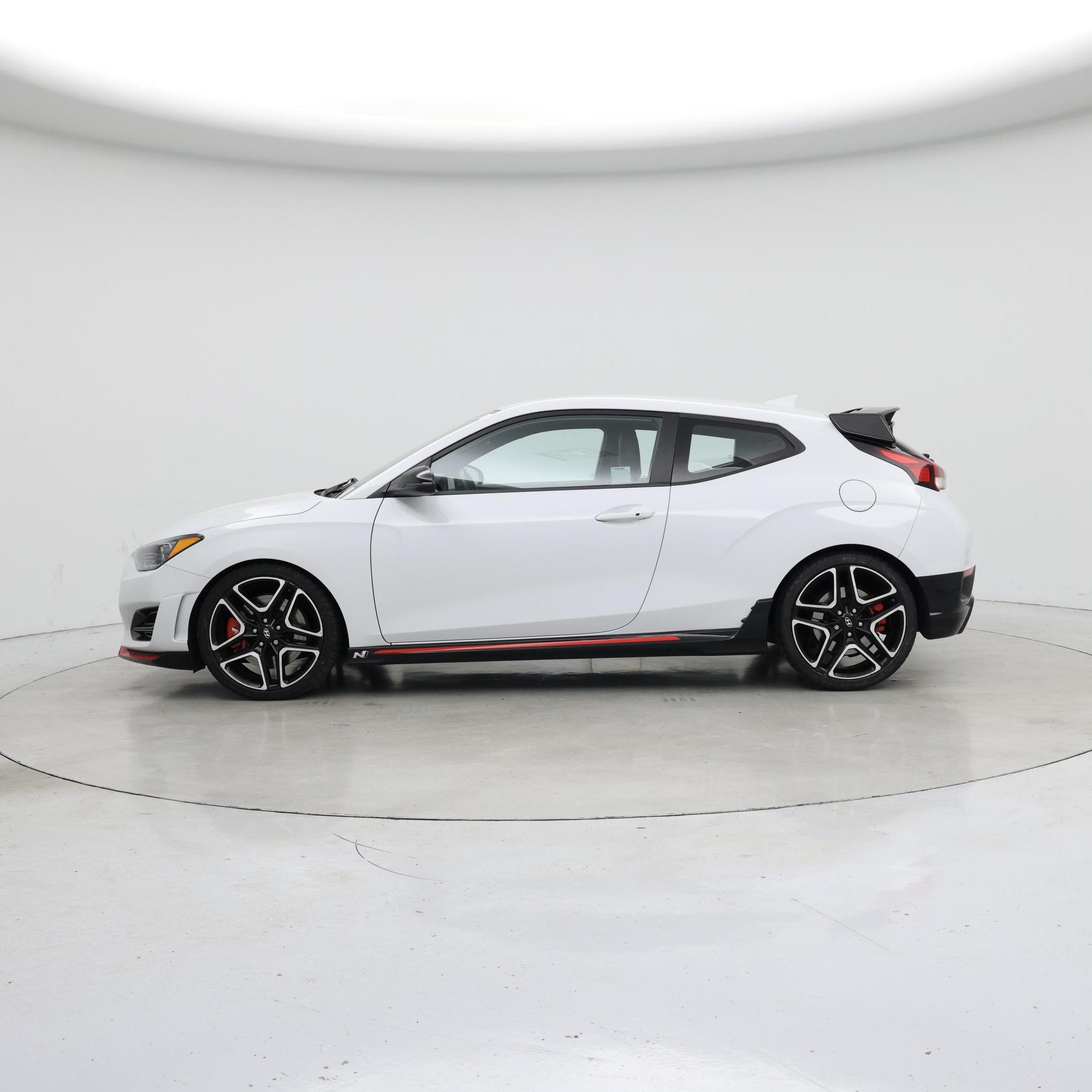 Thumbnail: 2021 Hyundai Veloster - 3