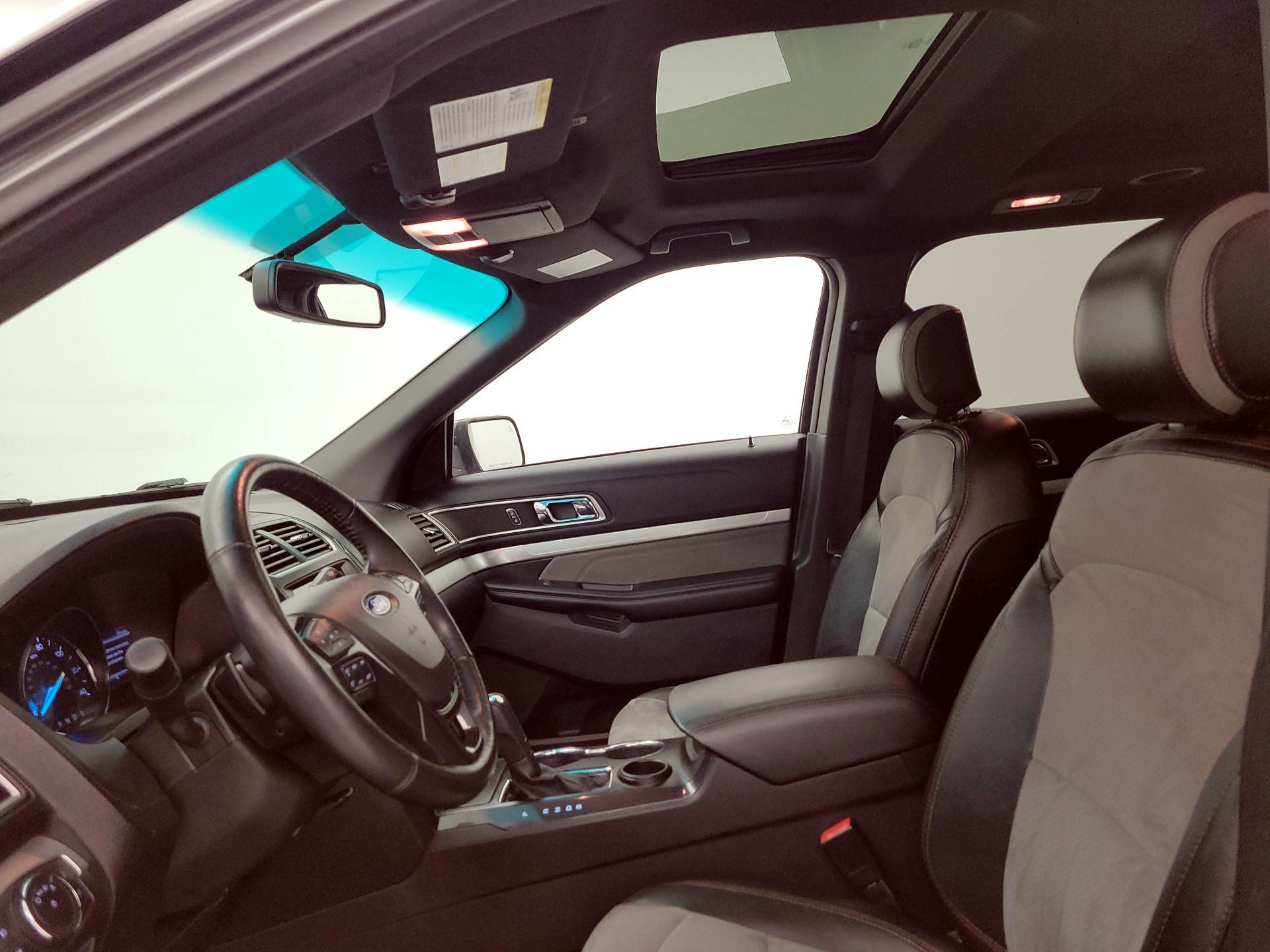 Thumbnail: 2017 Ford Explorer - 20