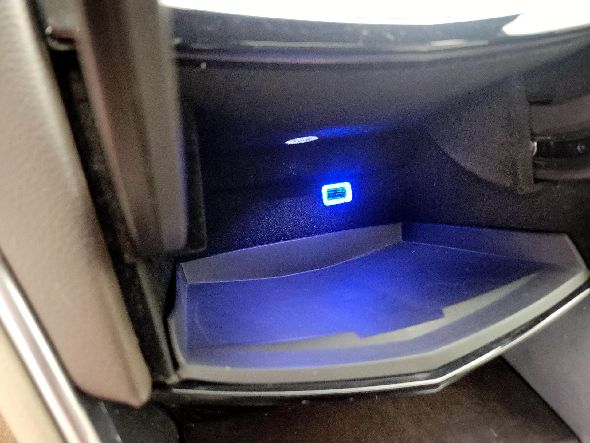 Thumbnail: 2015 Cadillac XTS - 18