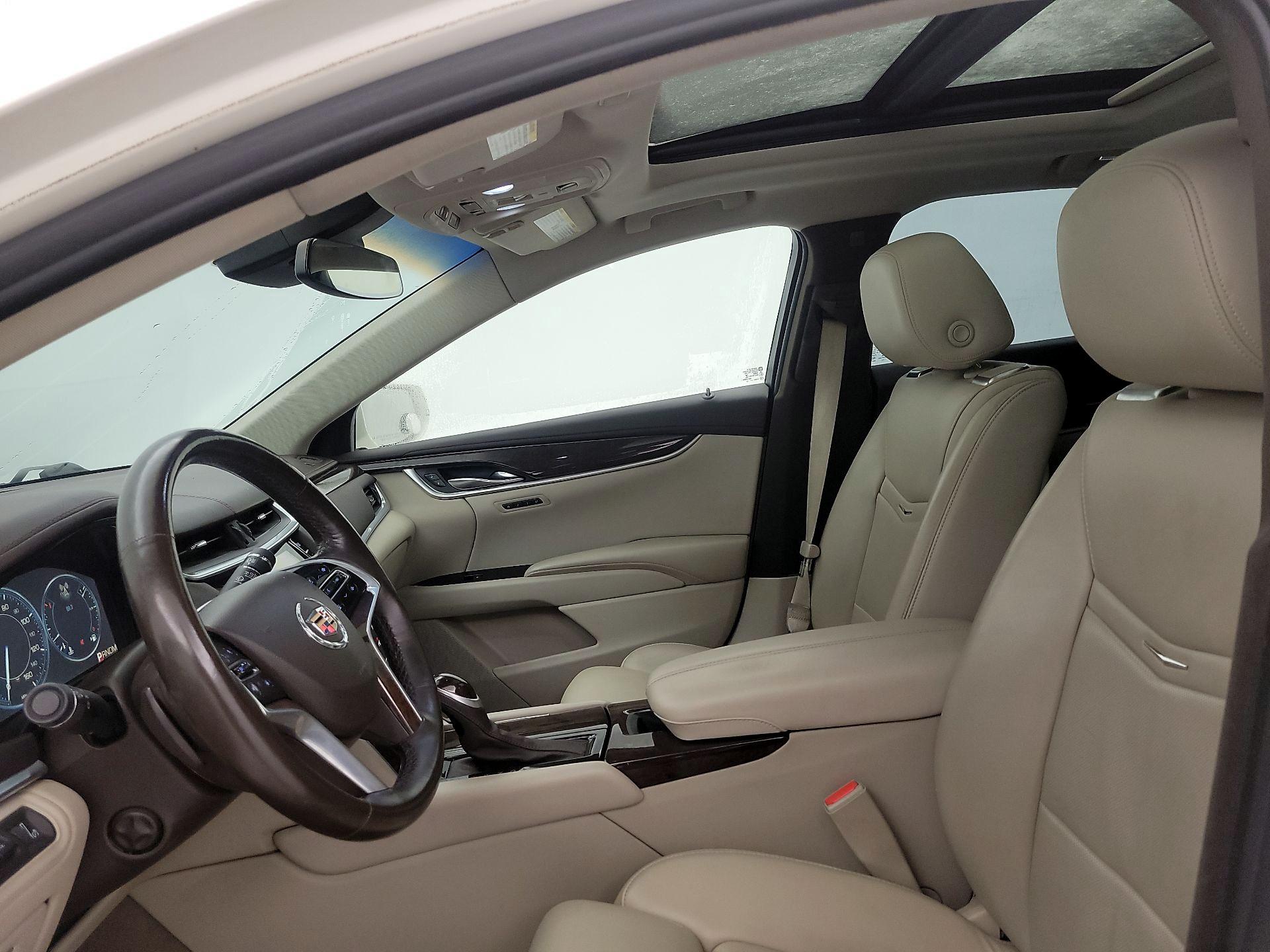 Thumbnail: 2015 Cadillac XTS - 19