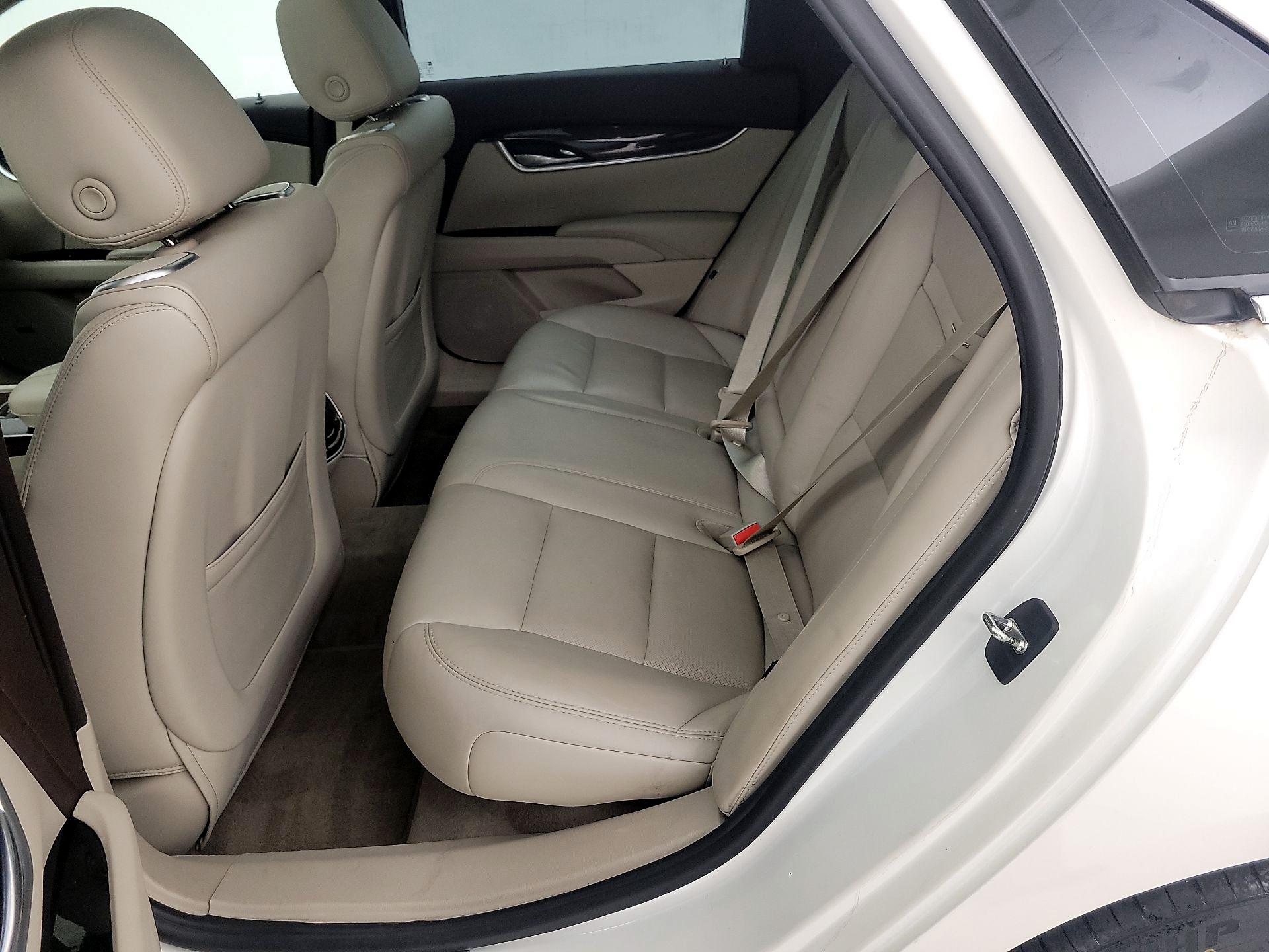 Thumbnail: 2015 Cadillac XTS - 20