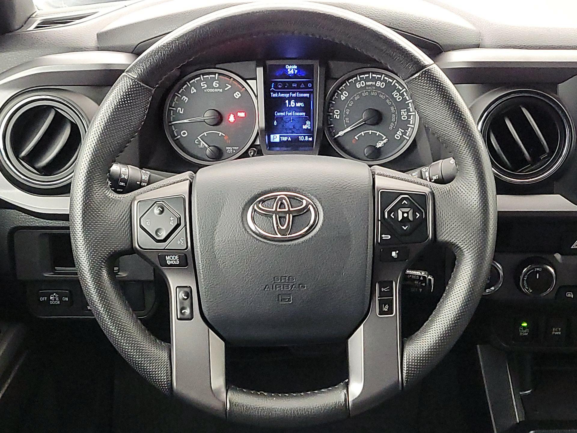 Thumbnail: 2019 Toyota Tacoma - 10