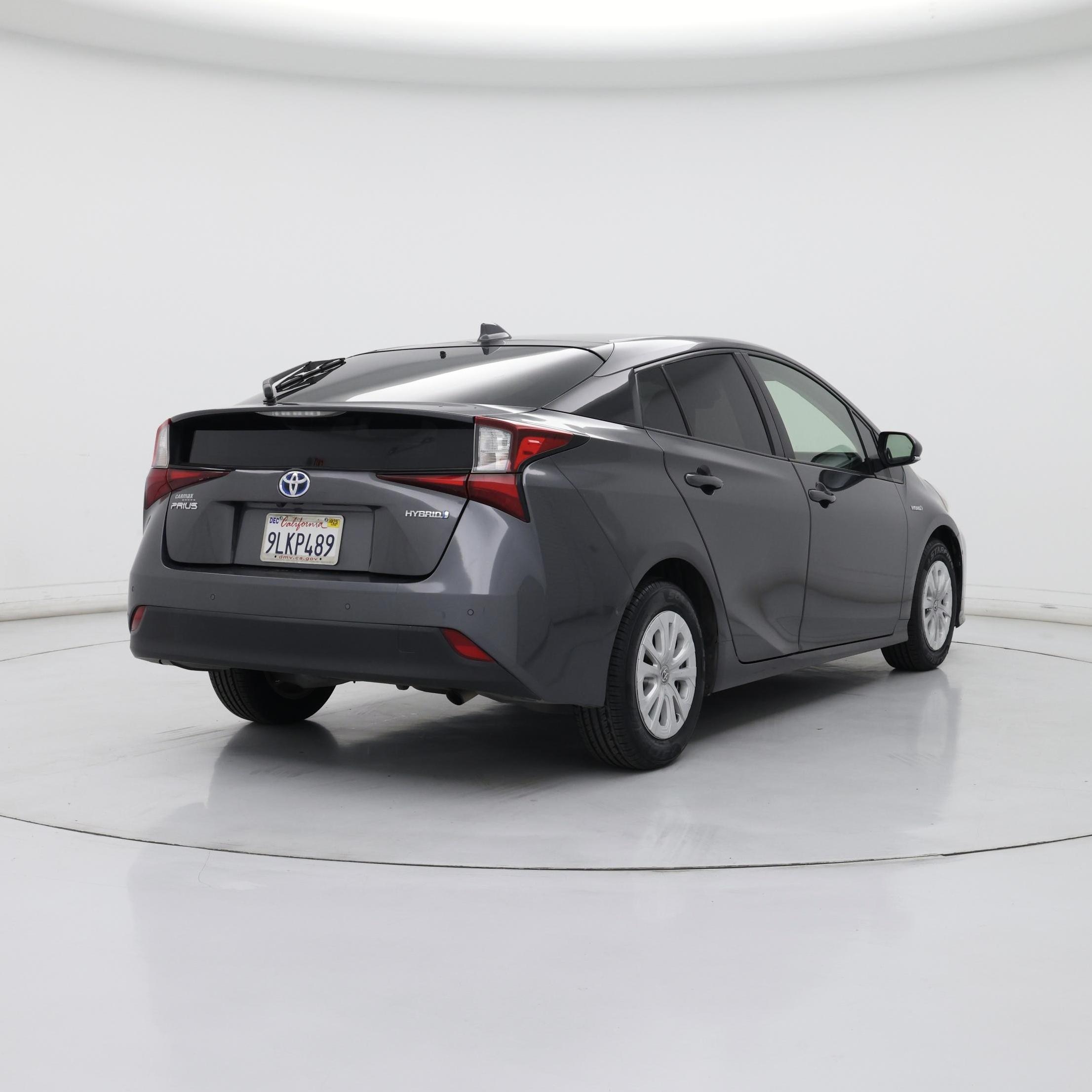 Thumbnail: 2021 Toyota Prius - 8