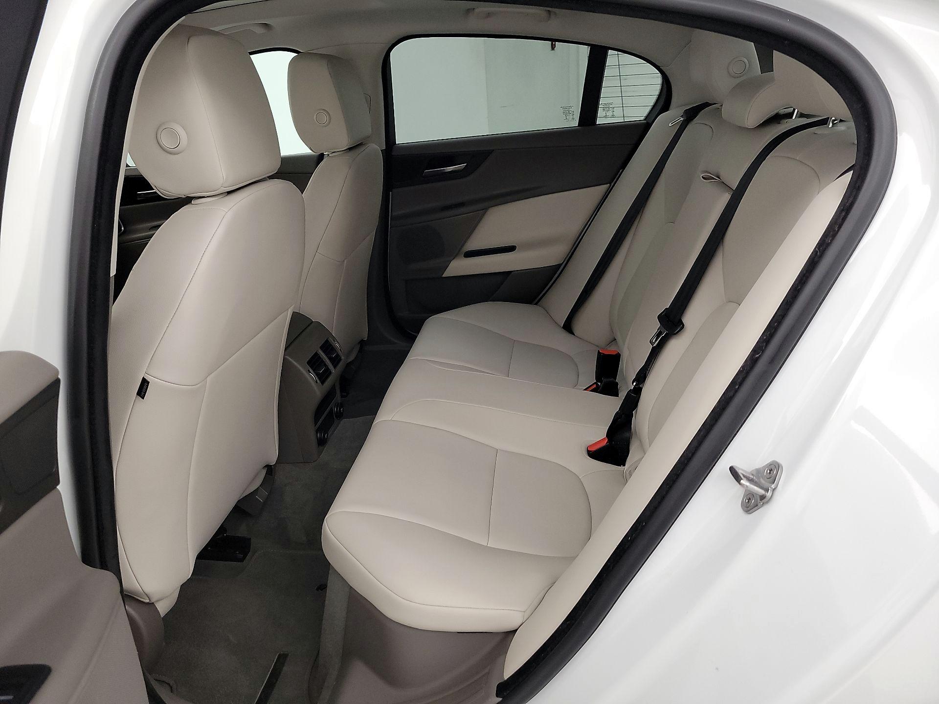 Thumbnail: 2019 Jaguar XE - 19