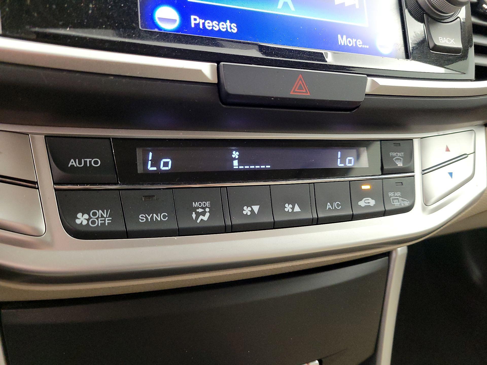Thumbnail: 2014 Honda Accord - 16