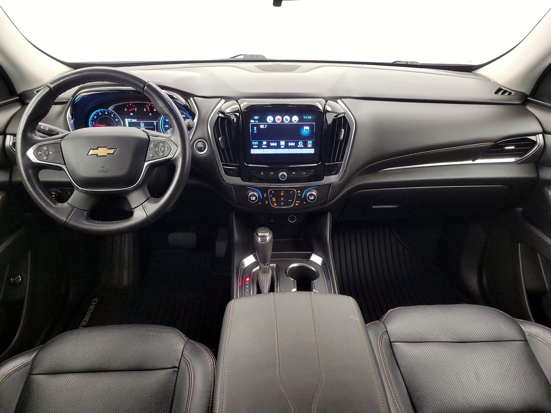 Thumbnail: 2018 Chevrolet Traverse - 9