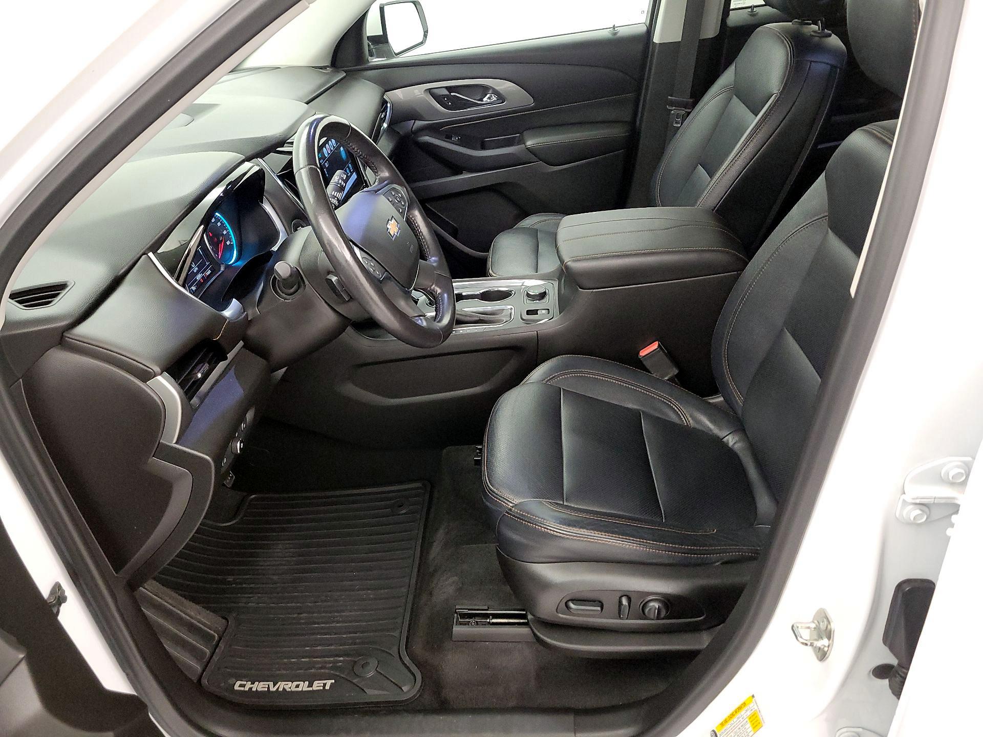 Thumbnail: 2018 Chevrolet Traverse - 11