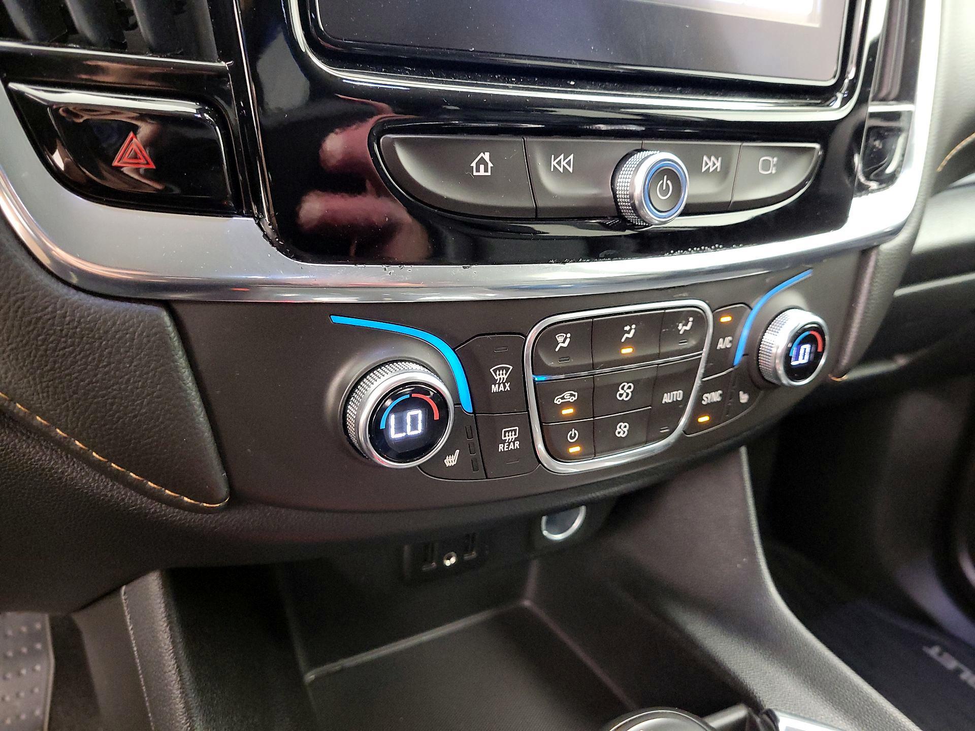Thumbnail: 2018 Chevrolet Traverse - 16