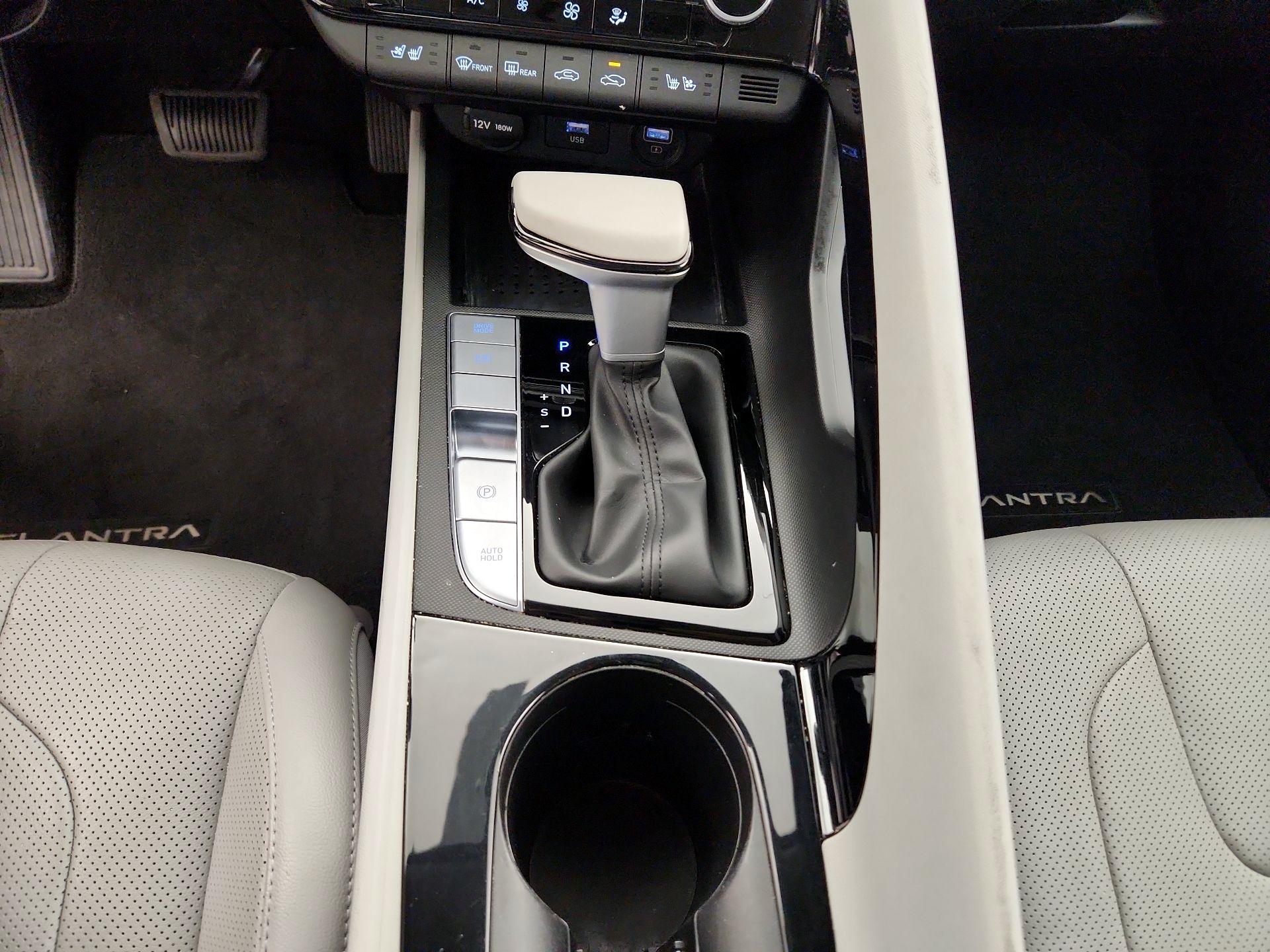 Thumbnail: 2023 Hyundai Elantra - 18