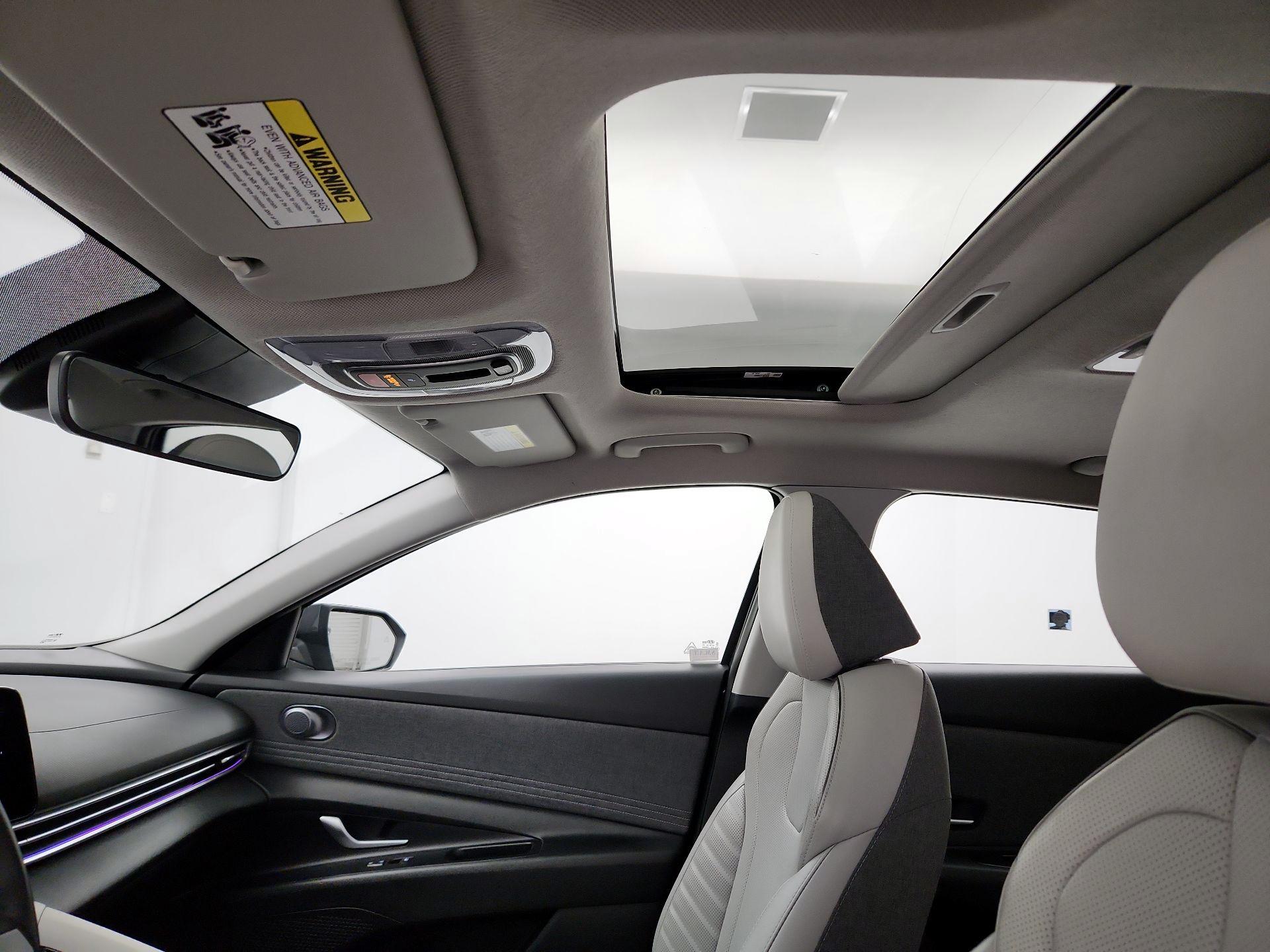 Thumbnail: 2023 Hyundai Elantra - 20