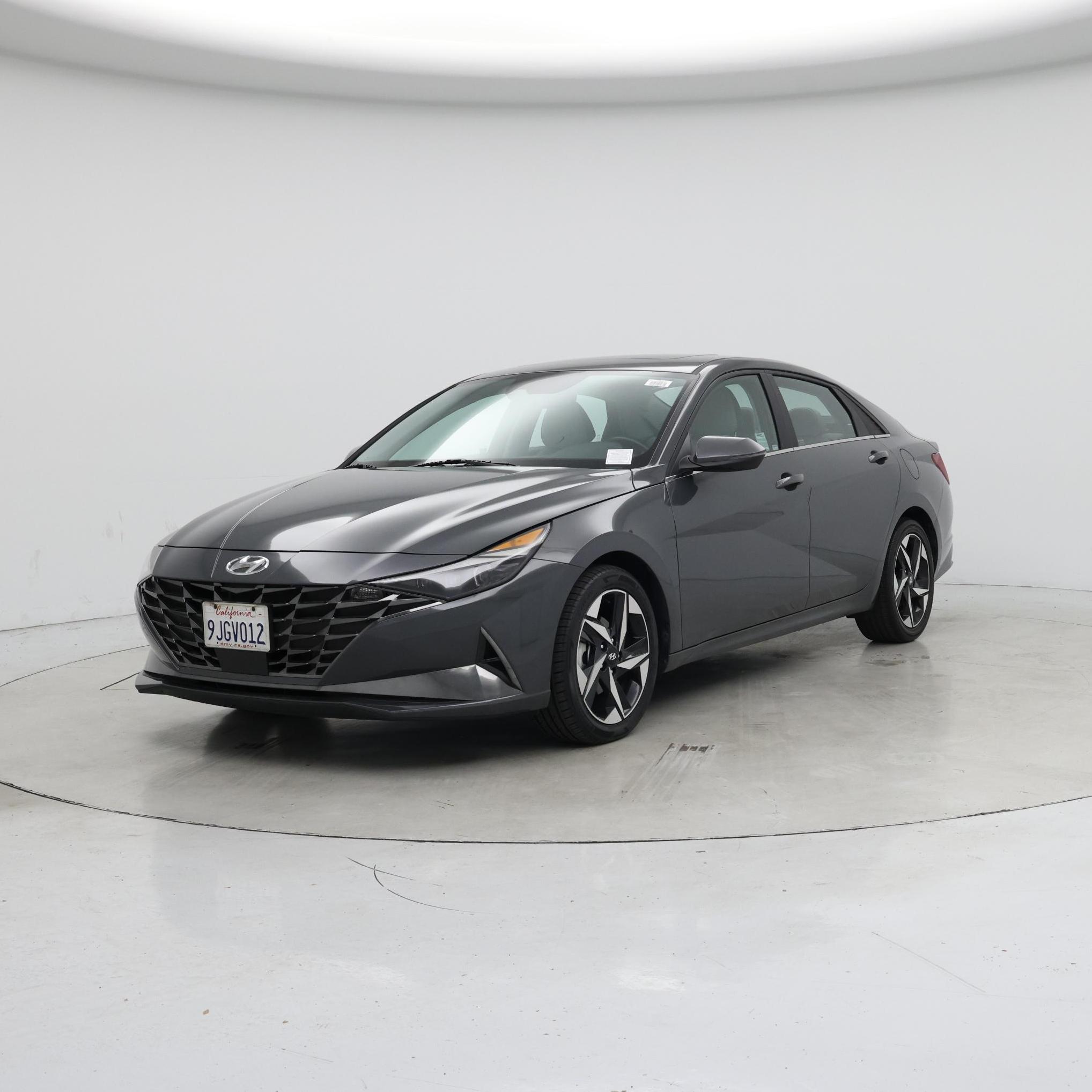 Thumbnail: 2023 Hyundai Elantra - 4