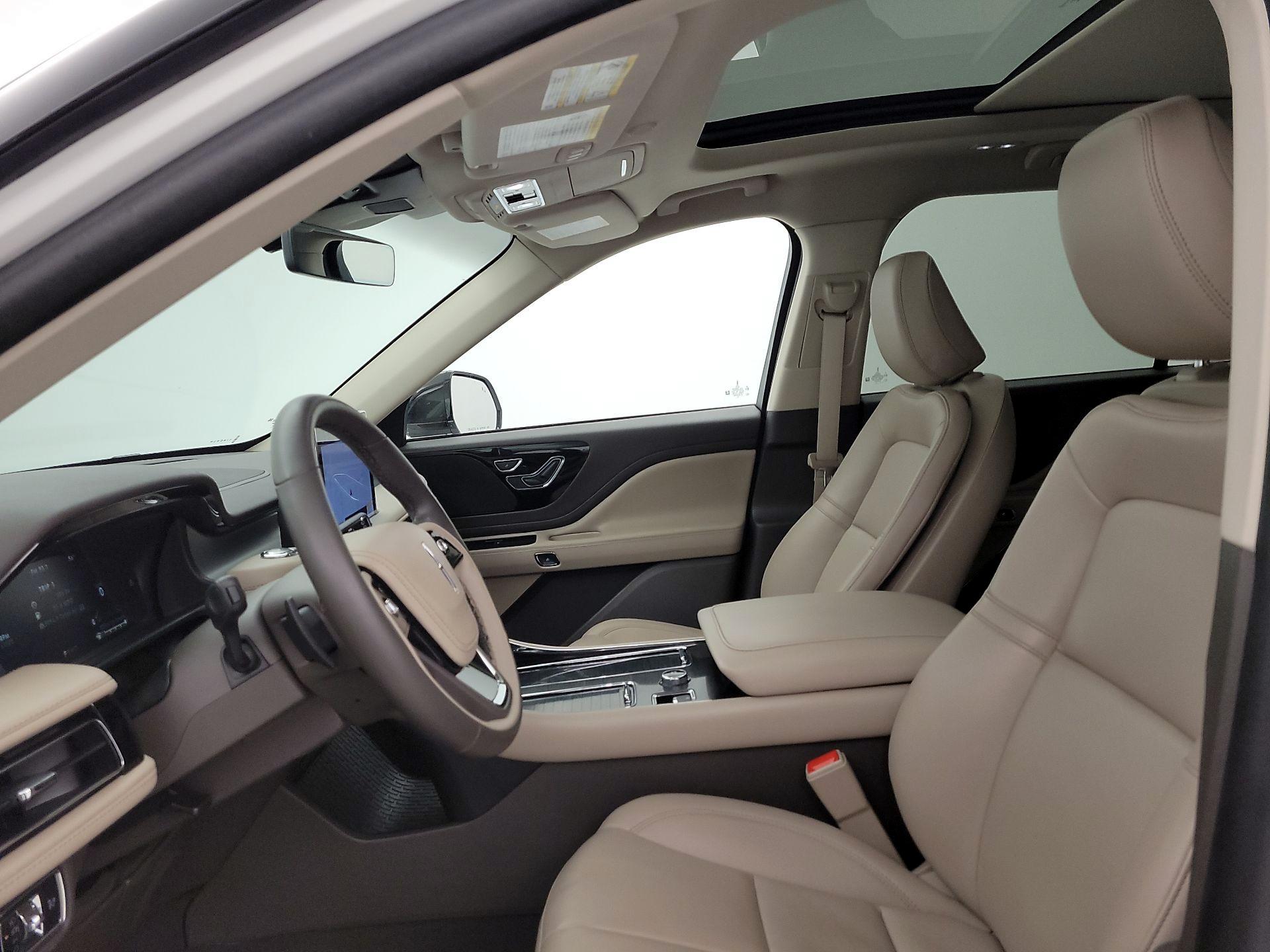 Thumbnail: 2024 Lincoln Aviator - 20