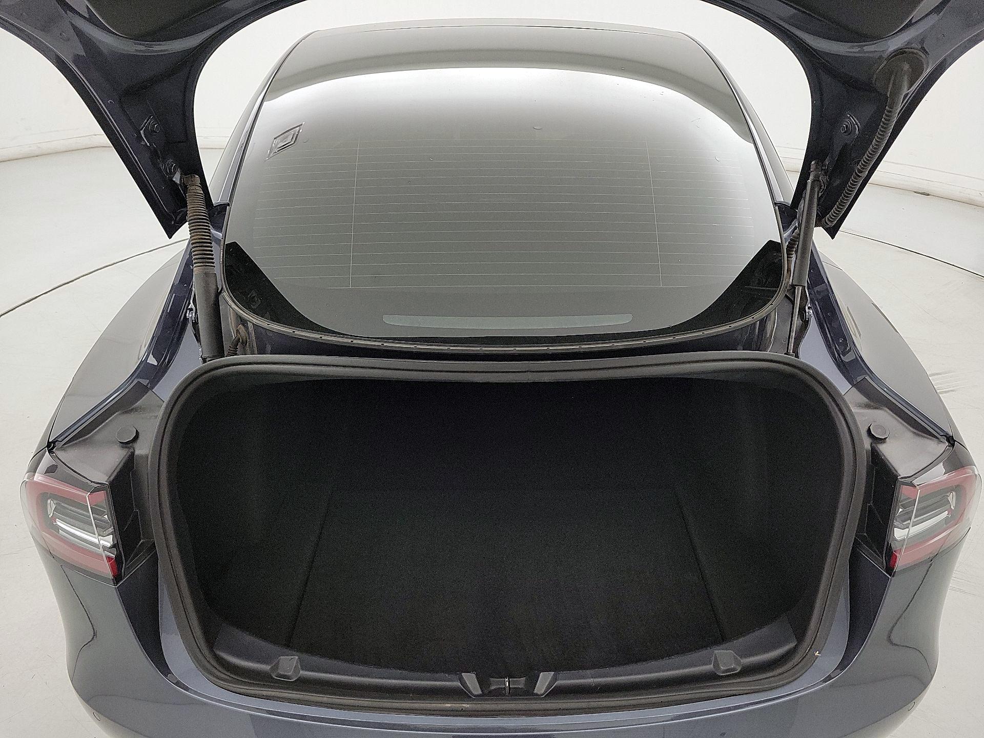 Thumbnail: 2022 Tesla Model 3 - 20