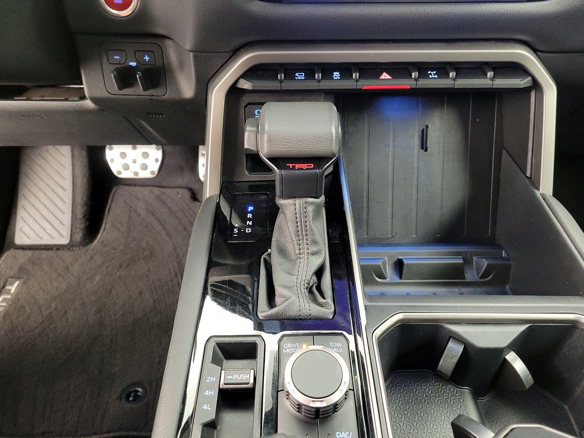 Thumbnail: 2022 Toyota Tundra - 17