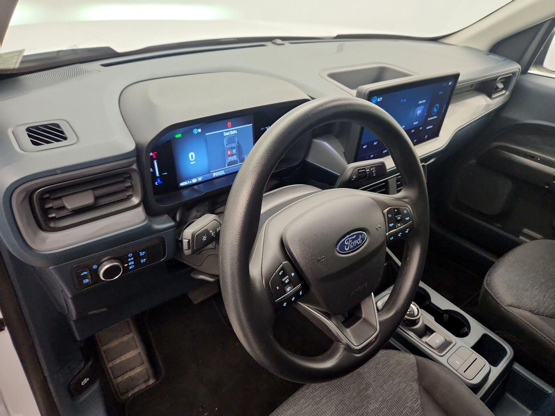 Thumbnail: 2025 Ford Maverick - 9