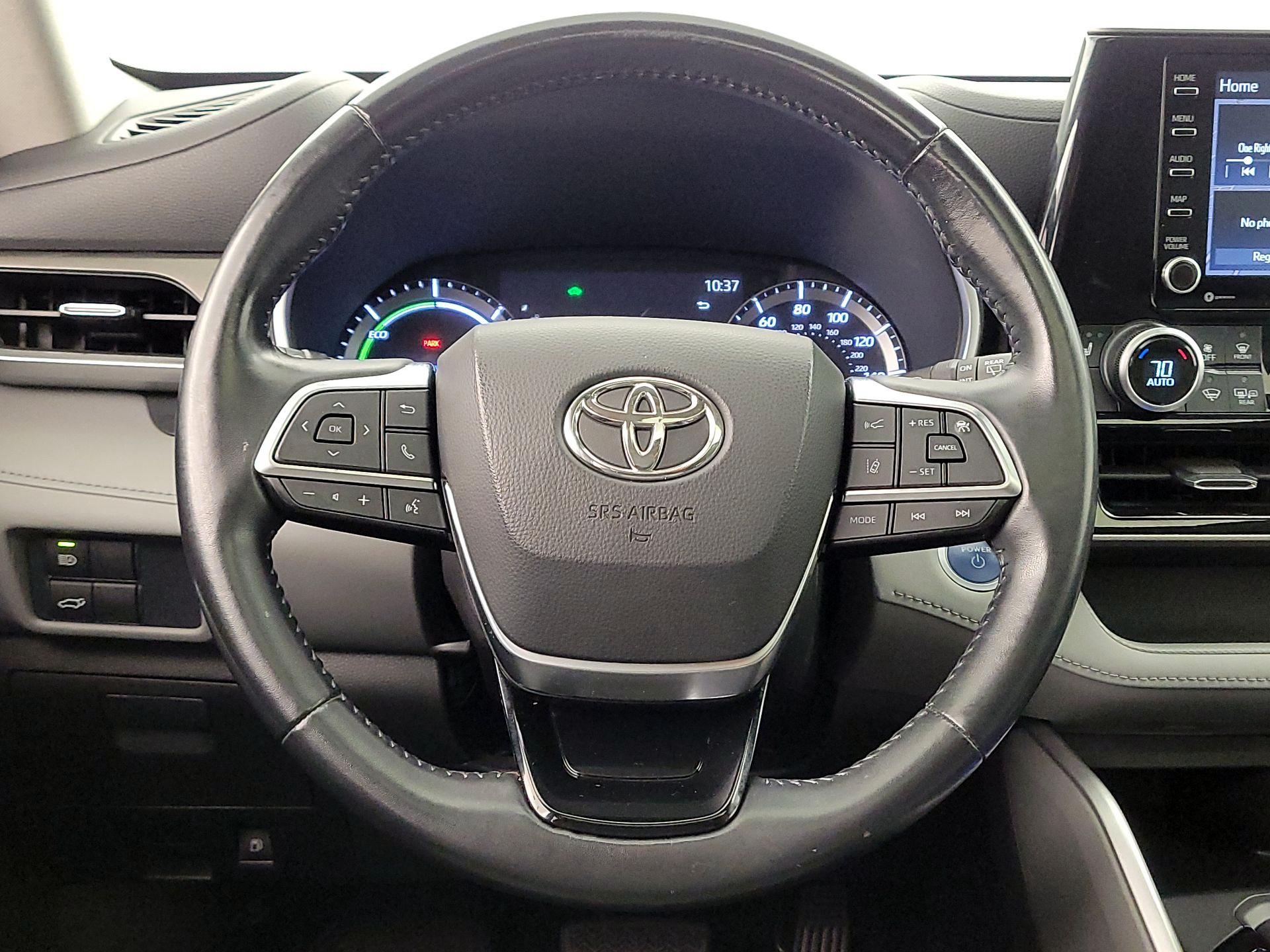 Thumbnail: 2020 Toyota Highlander - 10