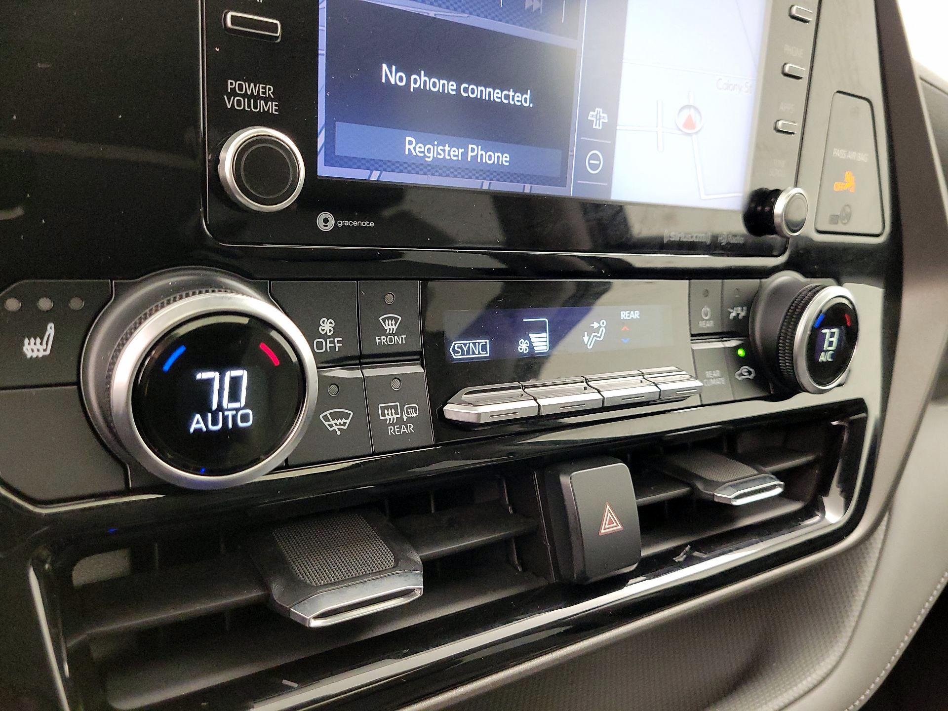 Thumbnail: 2020 Toyota Highlander - 17