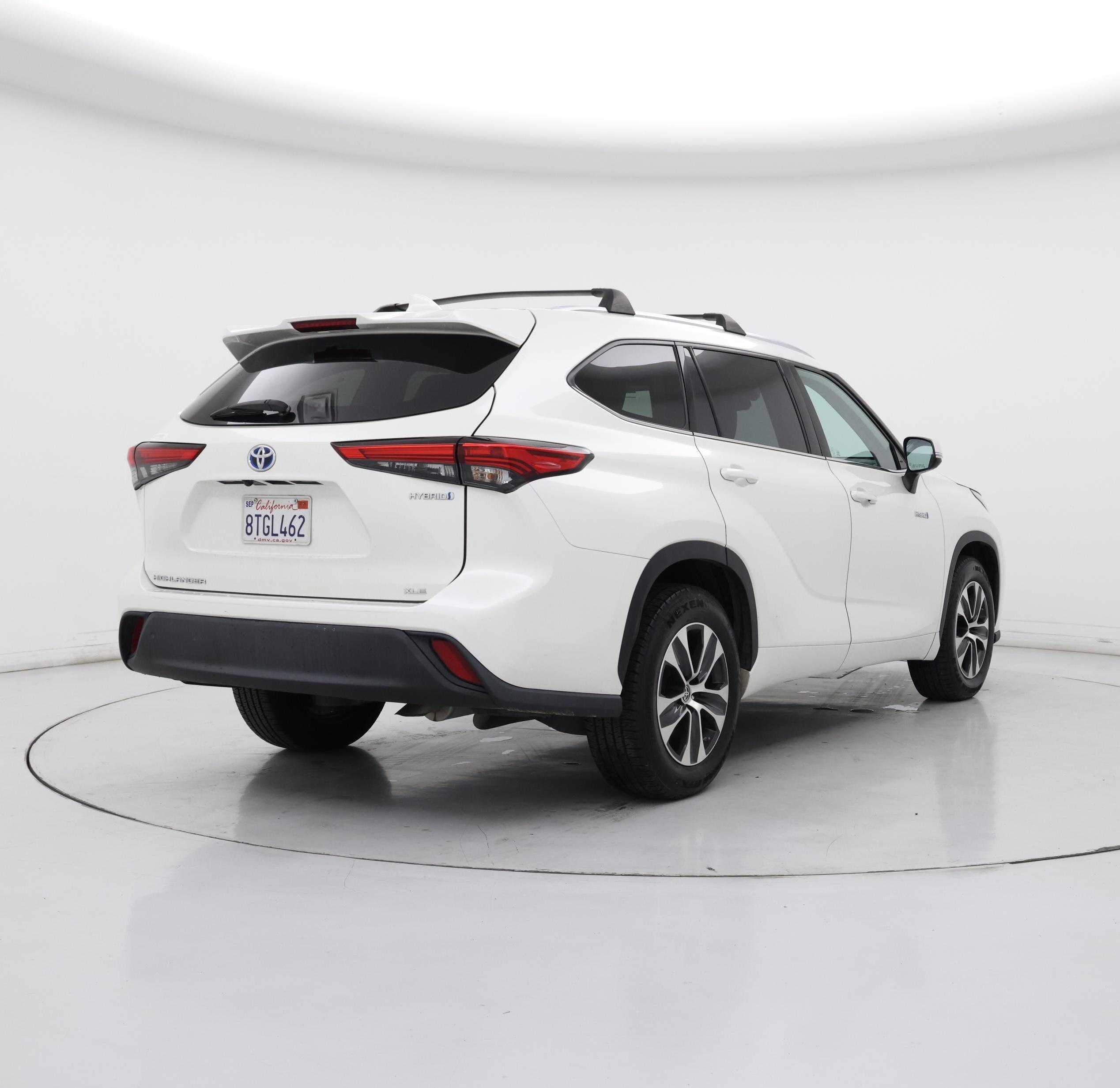 Thumbnail: 2020 Toyota Highlander - 8