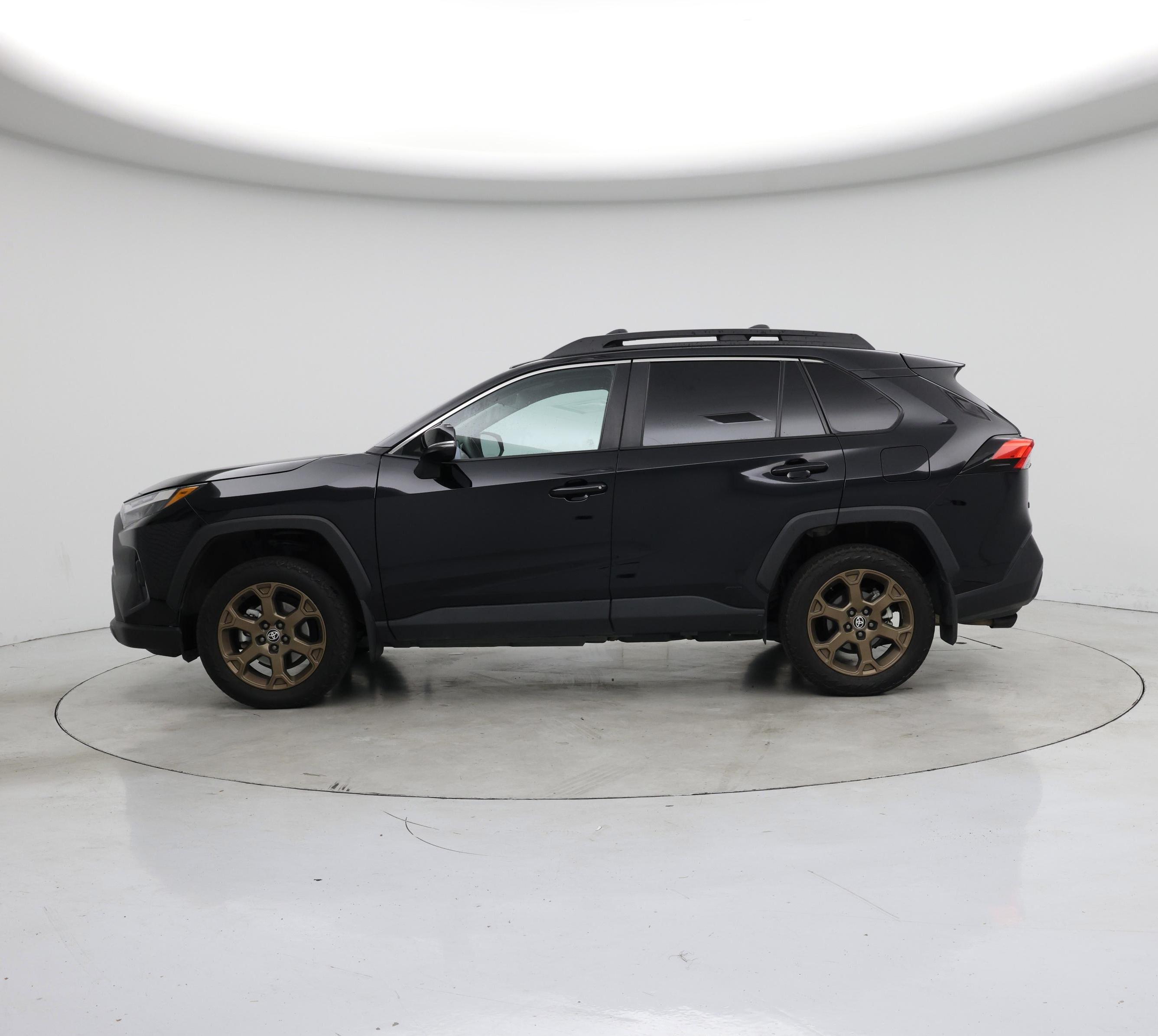 Thumbnail: 2024 Toyota RAV4 - 3