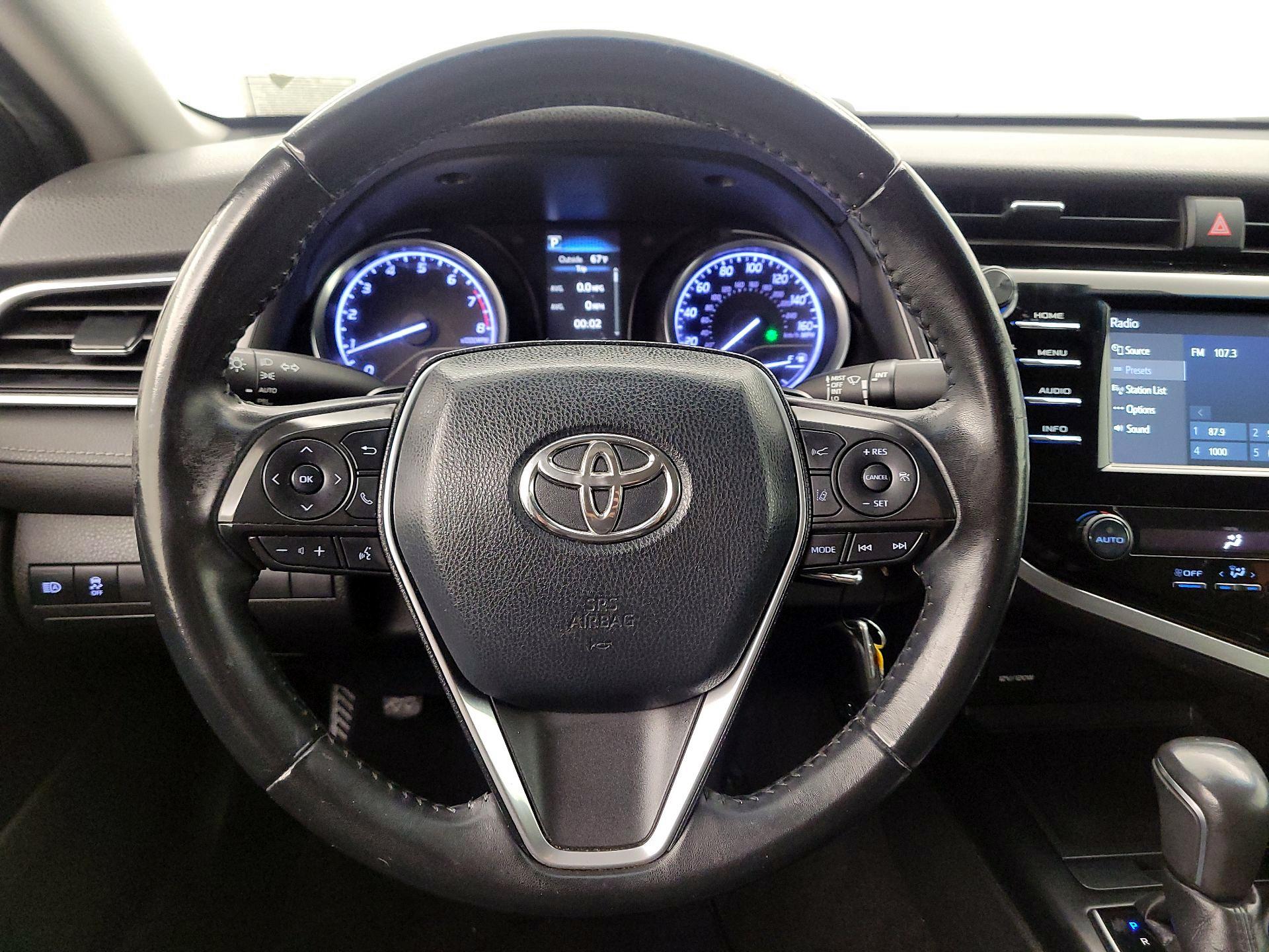 Thumbnail: 2018 Toyota Camry - 10