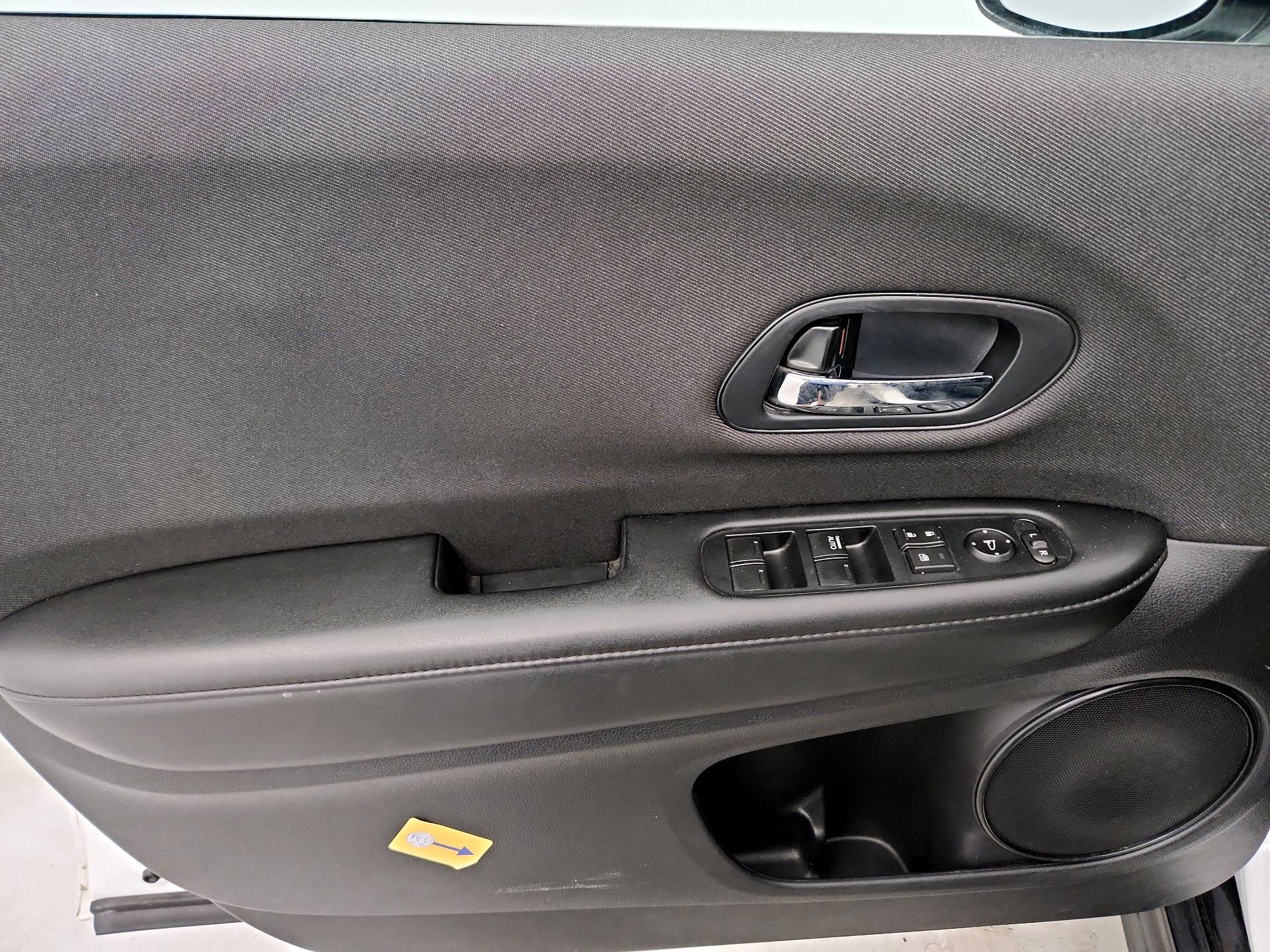 Thumbnail: 2022 Honda HR-V - 12