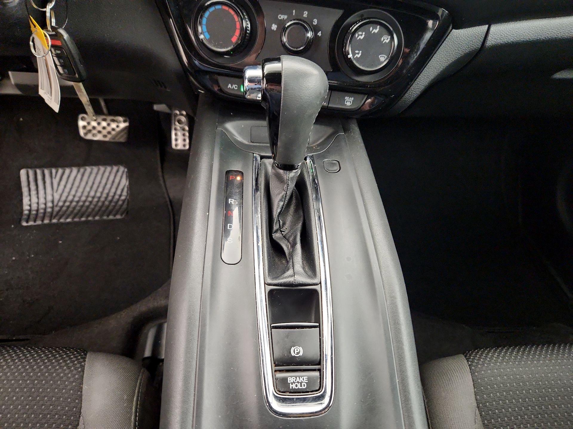 Thumbnail: 2022 Honda HR-V - 17