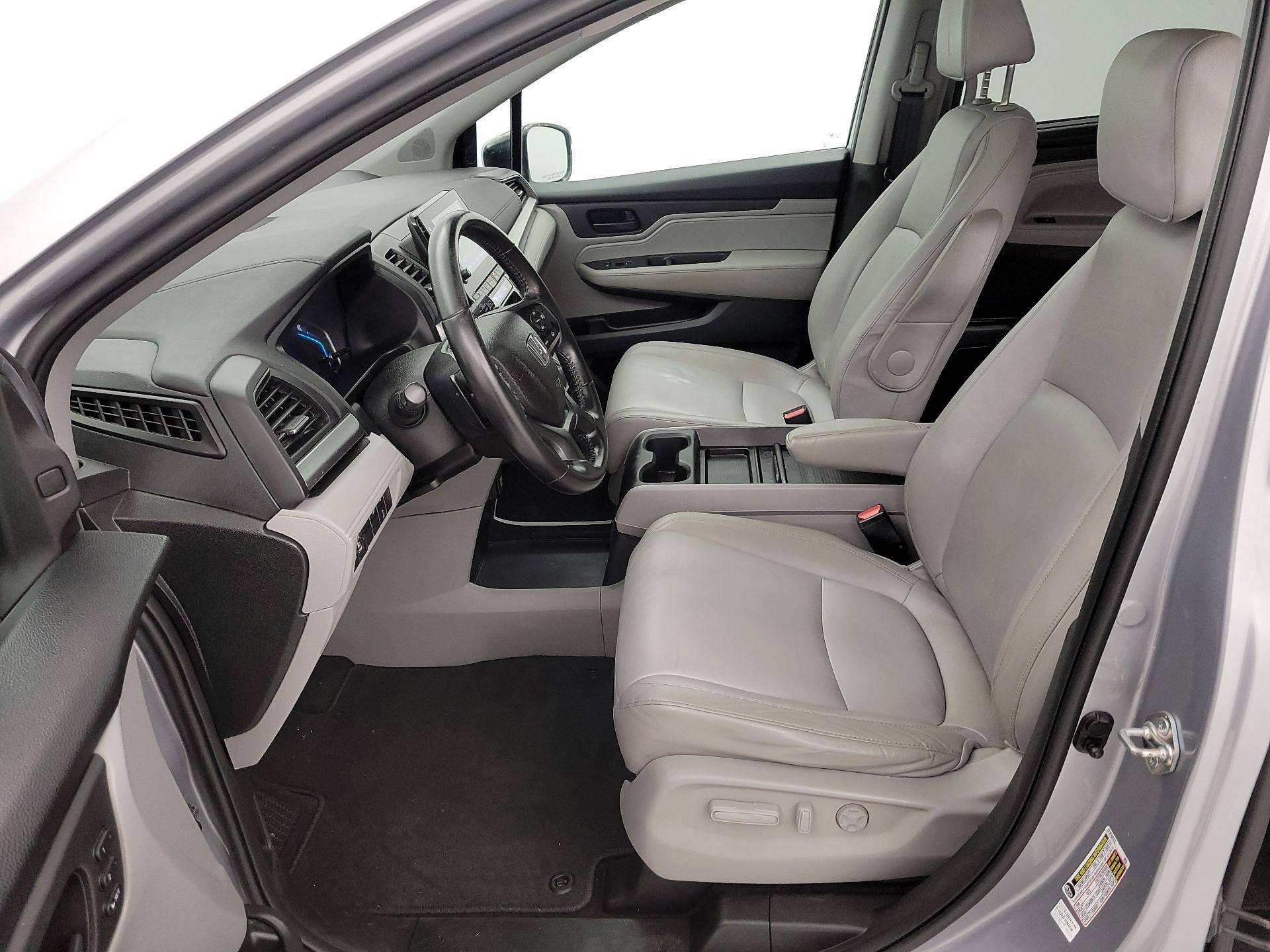 Thumbnail: 2018 Honda Odyssey - 11